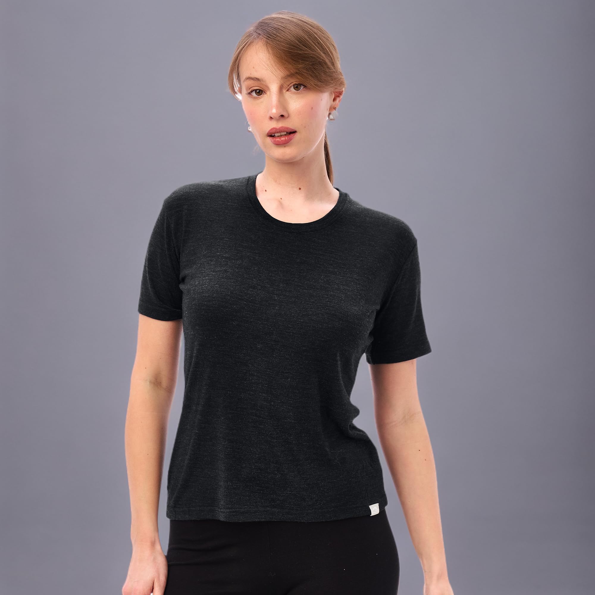Merino.tech Merinowolle T-Shirt Damen - 100% Merinowolle Base Layer Damen Kurzarm Tee, Rundhalsausschnitt, Ebenholzgrau