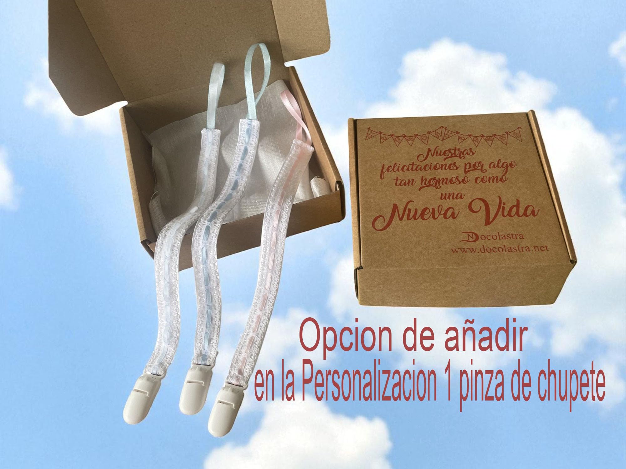 Concha de Bautizo Personalizada en Cristal Nacarado con Ovalo Plateado o Dorado.Opcion de añadir Pañuelo o Bolsa de Bautizo (OVALO DORADO)