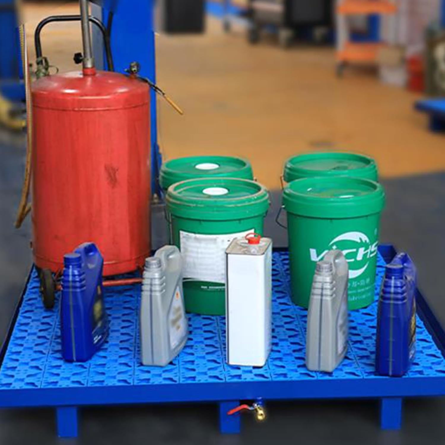 Drum Spill Pallet, Drum Containment Spill Pallet, Lightweight Floor Pallet with Breathable Grid and Drain for Supermarket Restaurant Shop Warehouse(65x65x20cm)