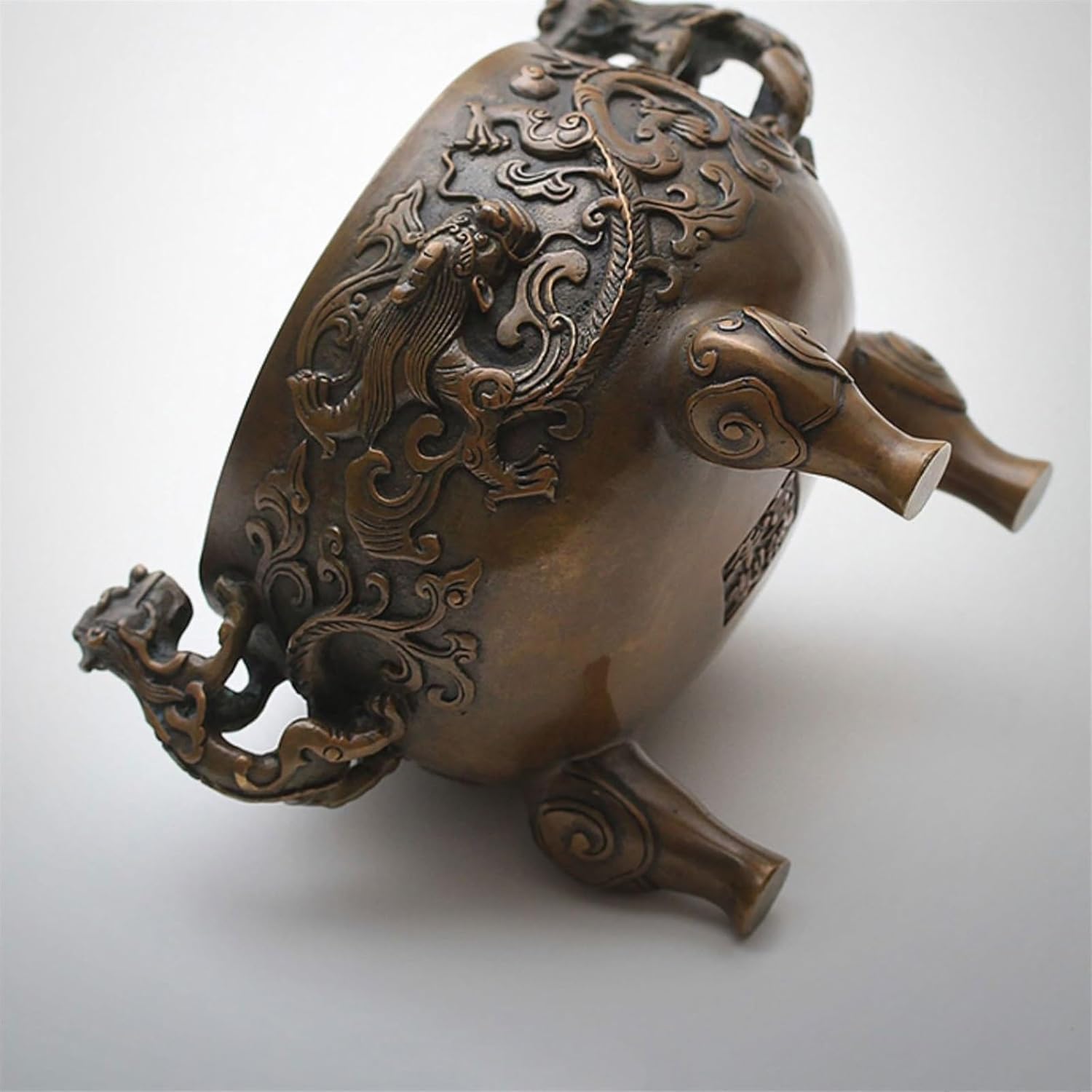 Incense Burner Exquisite Home Incense Burner High-end Copper Incense Holder Retro Beast Shaped Attracting Wealth Incense Holders