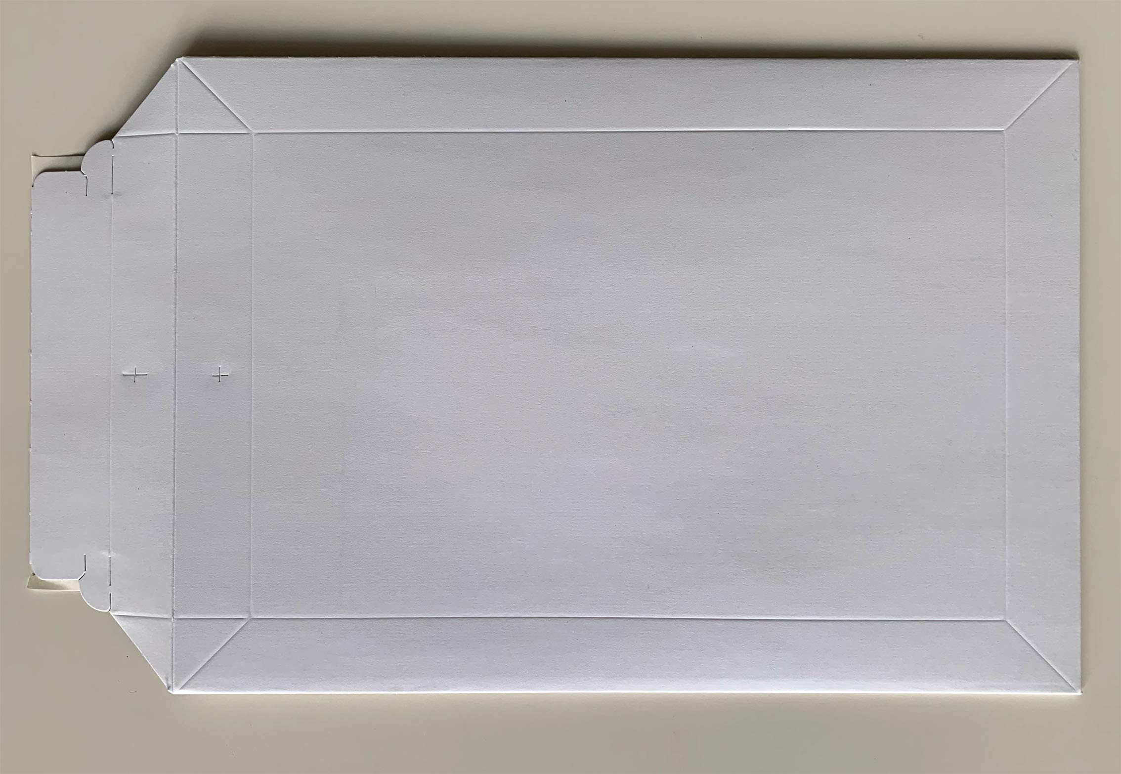 weiße Versandtaschen aus Karton mit Aufreißfaden für Dokumente, Bücher, DVDs & Co – 100 Stück selbstklebende Versandtaschen mit den Maßen 353x250 mm (DIN B4) – extra stark 500g/m²