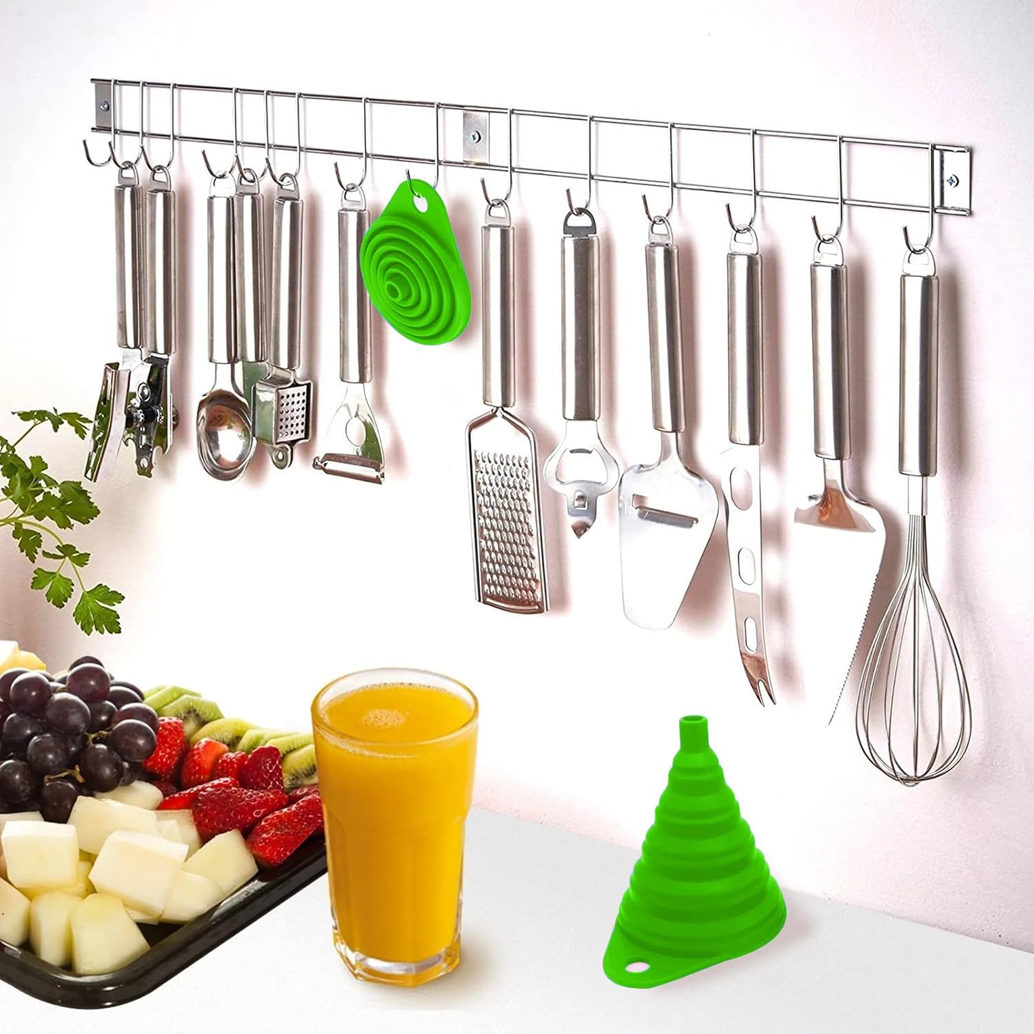 3 Different Sizes of Kitchen Funnel Set, Silicone Collapsible Funnels for Kitchen Use, Foldable Funnel for Filling Bottles, Liquid, Powder Transfer
