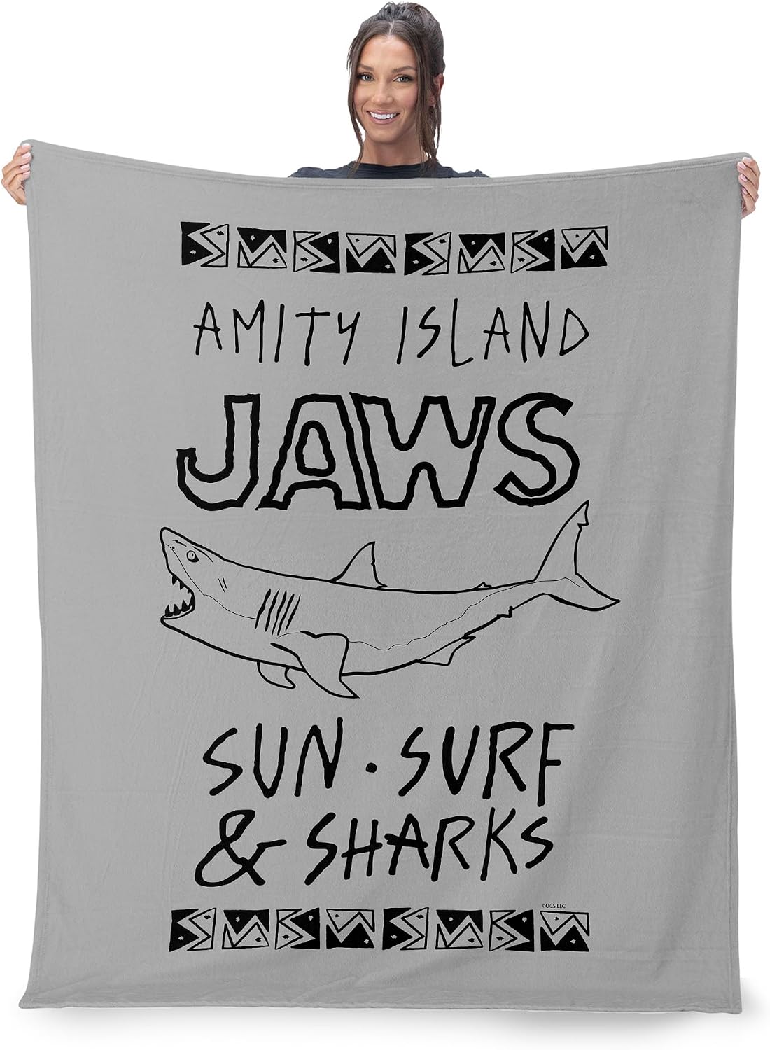 Northwest Jaws Amity Island Silk Touch Throw Blanket 50x60 inches