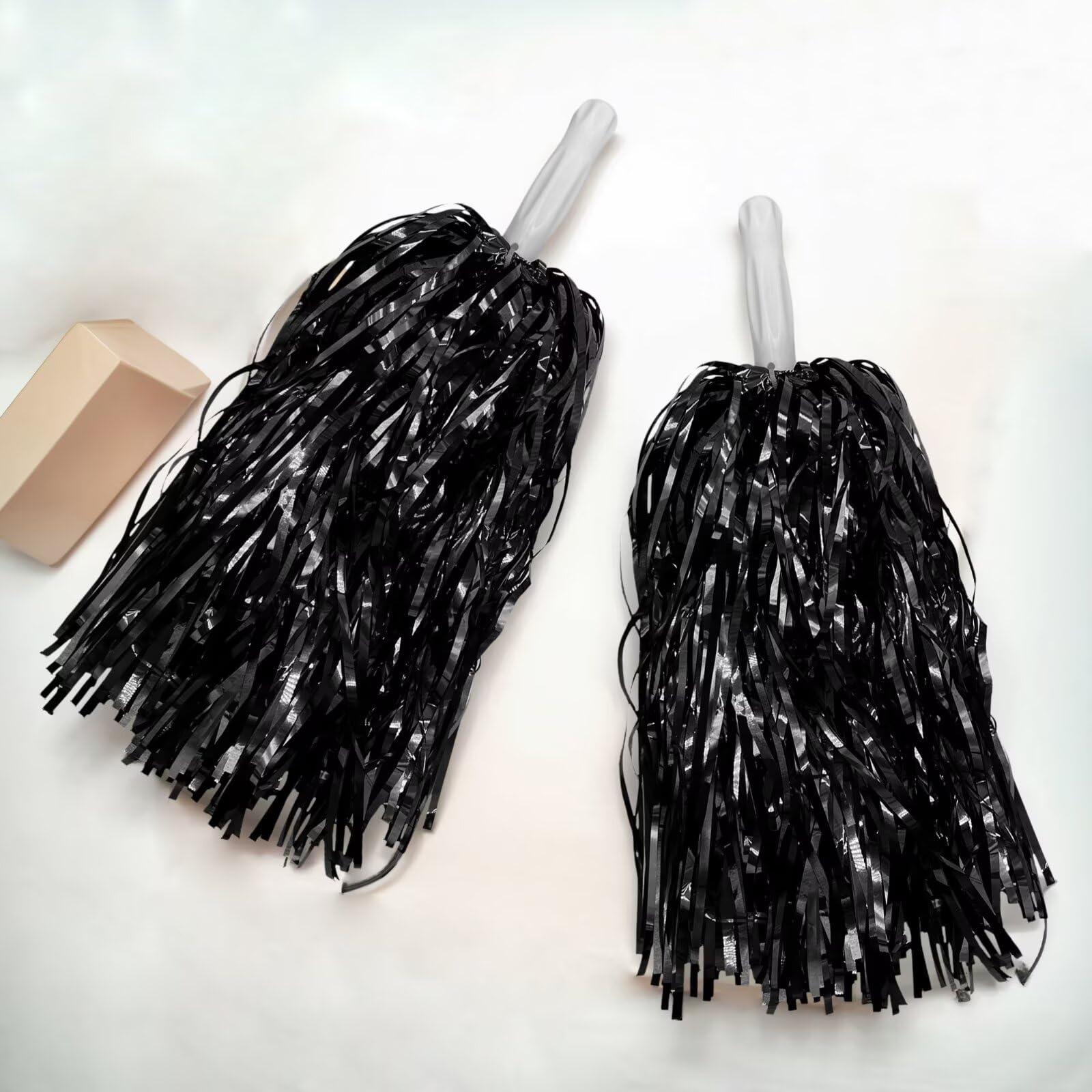 2 pompones negros de animadora de papel metálico para escuadrones deportivos, bailes, fiestas, fútbol, baloncesto, celebración de actuaciones espirituales