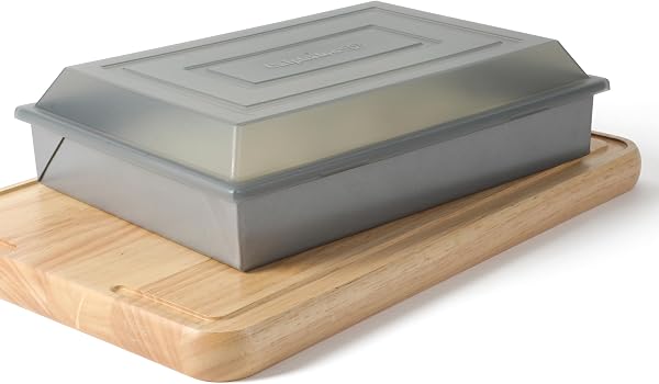 Calphalon Titan Commercial Quality Natural Aluminum PFA Free Nonstick 13 x 9 Inch Cake Pan W/Lid - 5