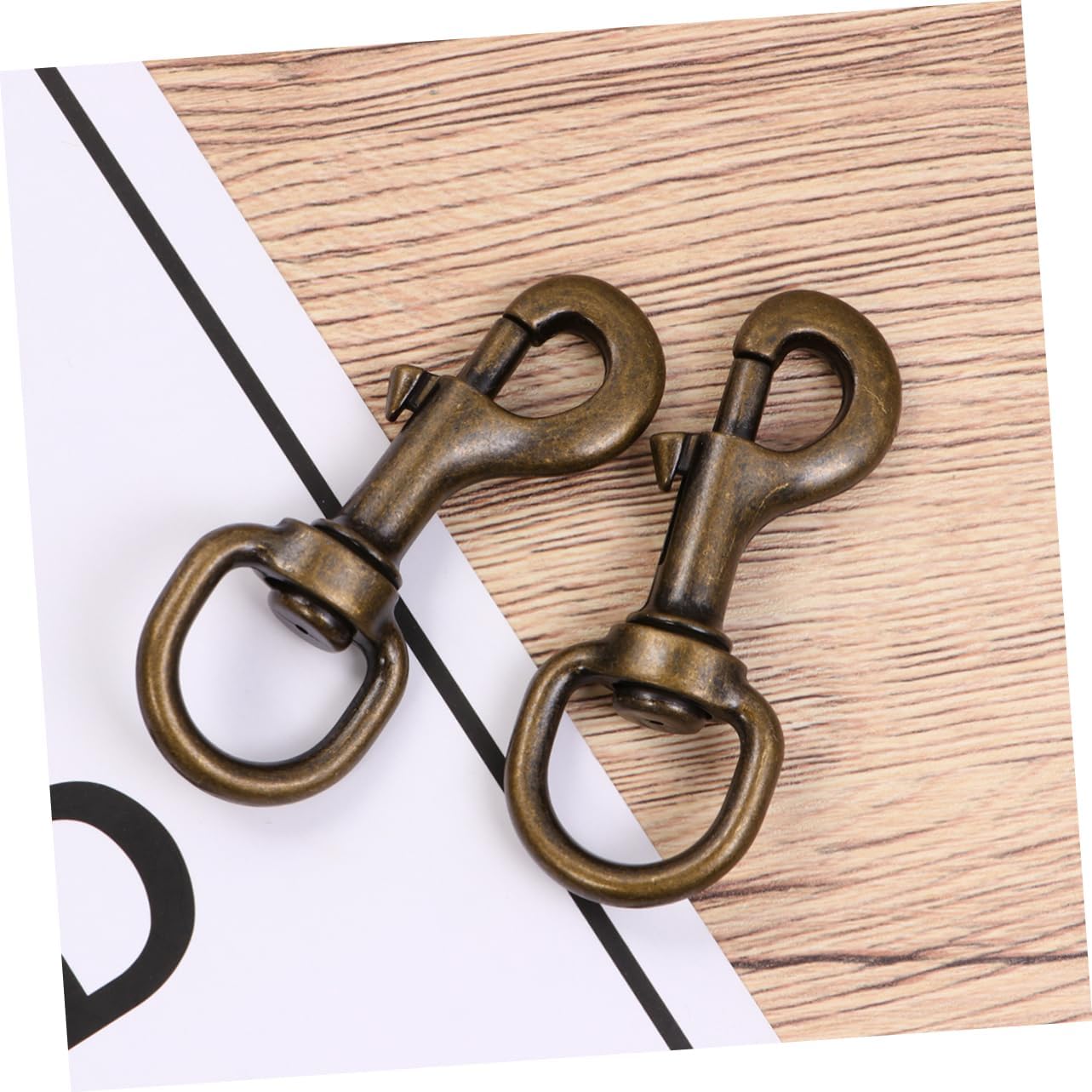 Veemoon 6pcs Pet Collar Hooks Swivel Joint Traction Rope Buckle for Dogs and Cats for Keychains and Leashes Non-Corrosive Design Bronze