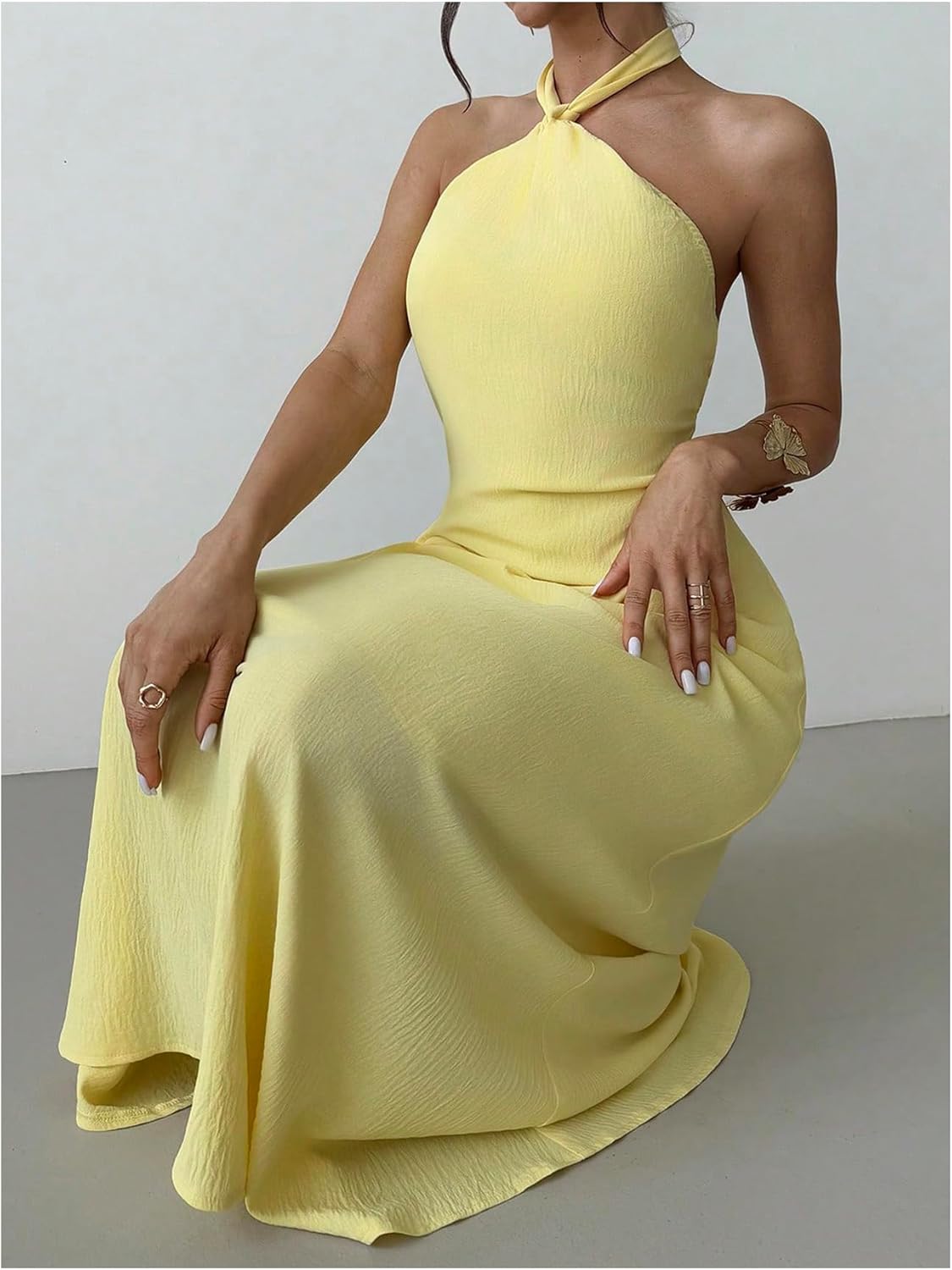 Floerns Women's Summer Sleeveless Halter Dress Ruffle Open Back A Line Maxi Dresses - Image 4