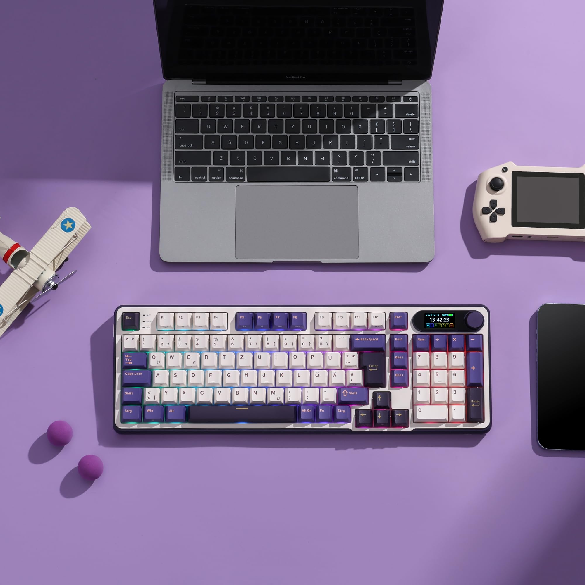 RK ROYAL KLUDGE Teclado mecánico S98 DE con pantalla inteligente y botón, Top Mount 96% Teclado mecánico inalámbrico BT/2.4G/USB-C, compatible con software intercambiable en caliente, 98 teclas