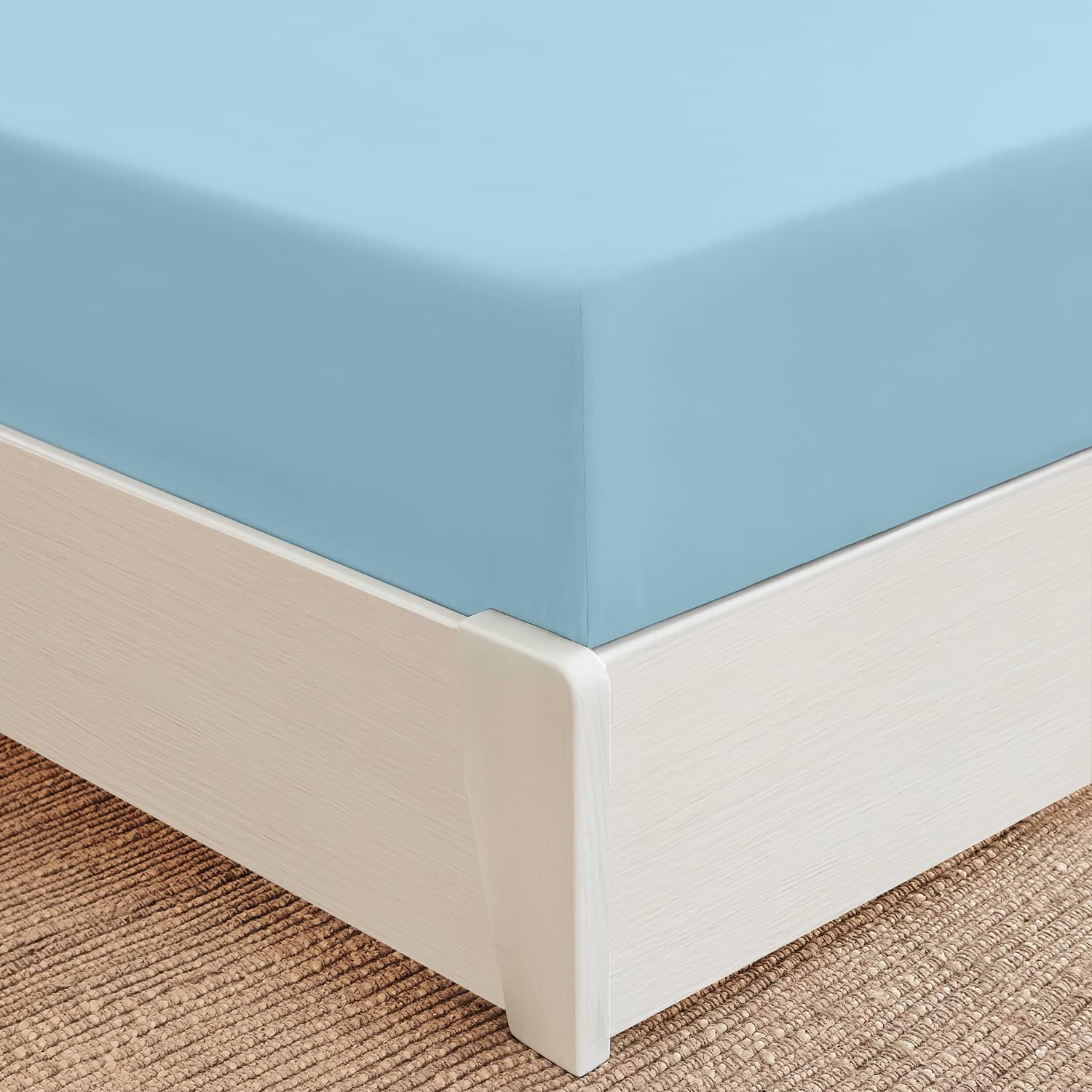 Mellanni King Fitted Sheet – Iconic Collection Bedding Sheets with up to 16 inch Deep Pocket – Soft & Cooling – Fade & Stain Resistant – 1 PC (King, Light Blue)