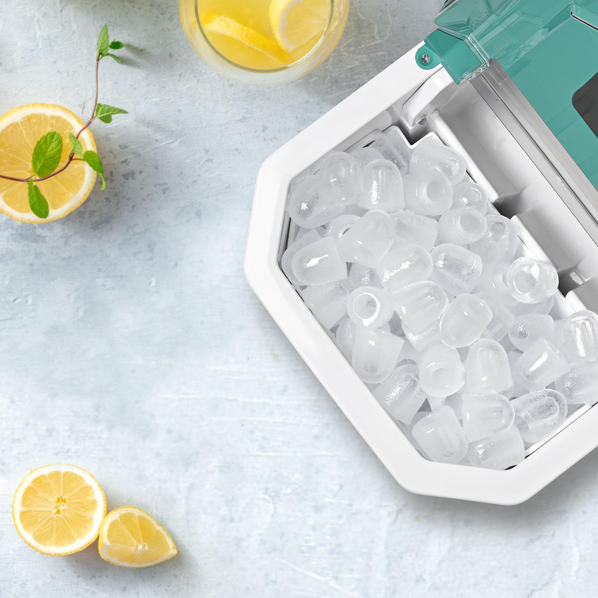 Countertop Ice Maker, 9 Cubes in 6 Mins, 26lbs in 24Hrs, 2 Sizes of Bullet Ice, Auto-Cleaning, Portable Ice Machine with Handle on Fridge.com
