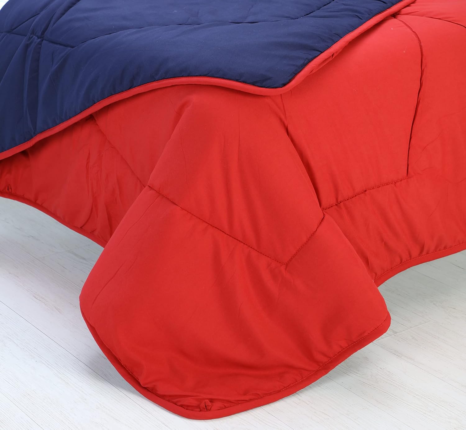 SPREAD SPAIN Microfibre Reversible Comforter/AC Quilt Soft and Light