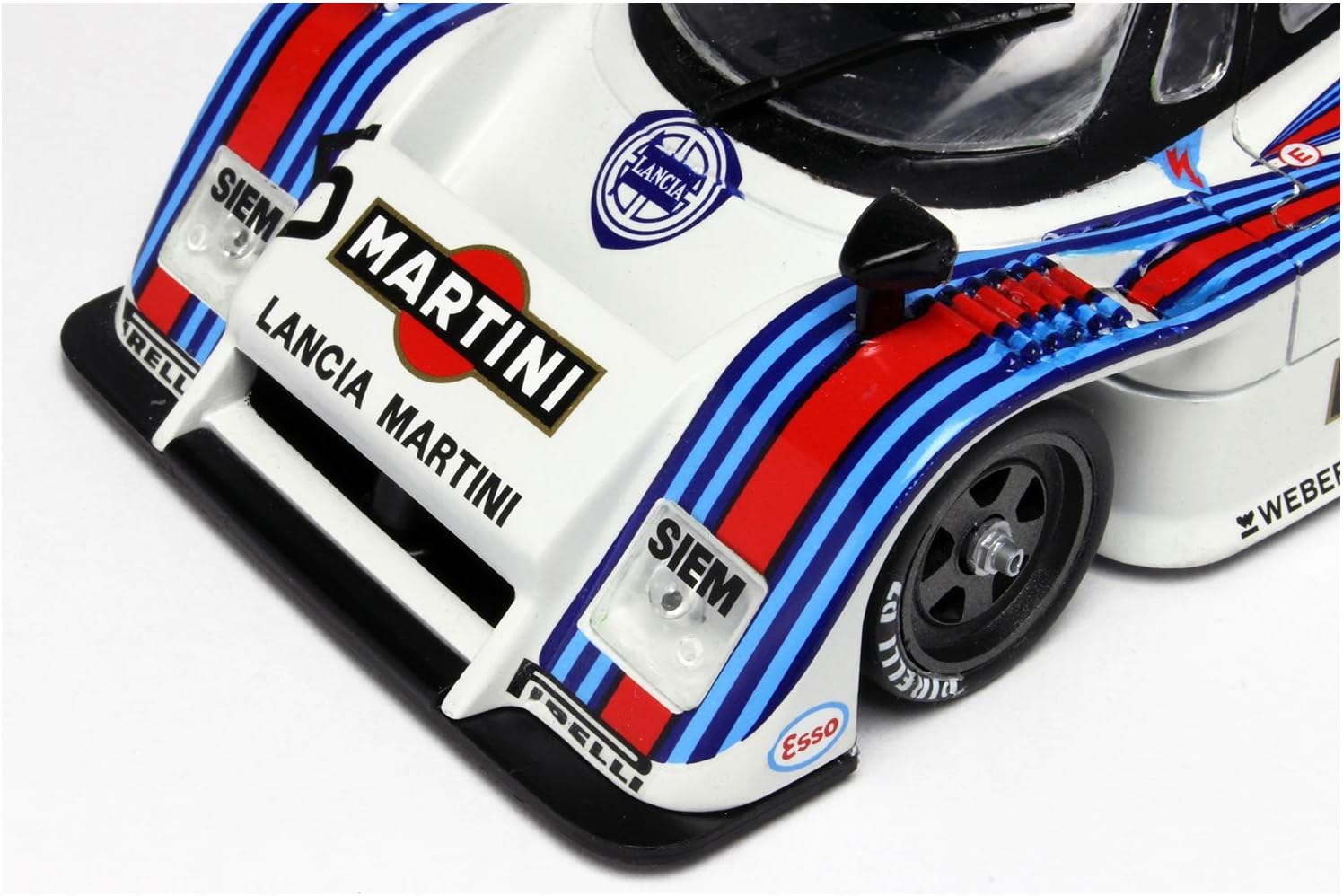 Italeri 3641S Other License 1:24 Lancia LC2, Faithful Replica, Model Making, Crafts, Hobbies, Gluing, Plastic kit, Assembly