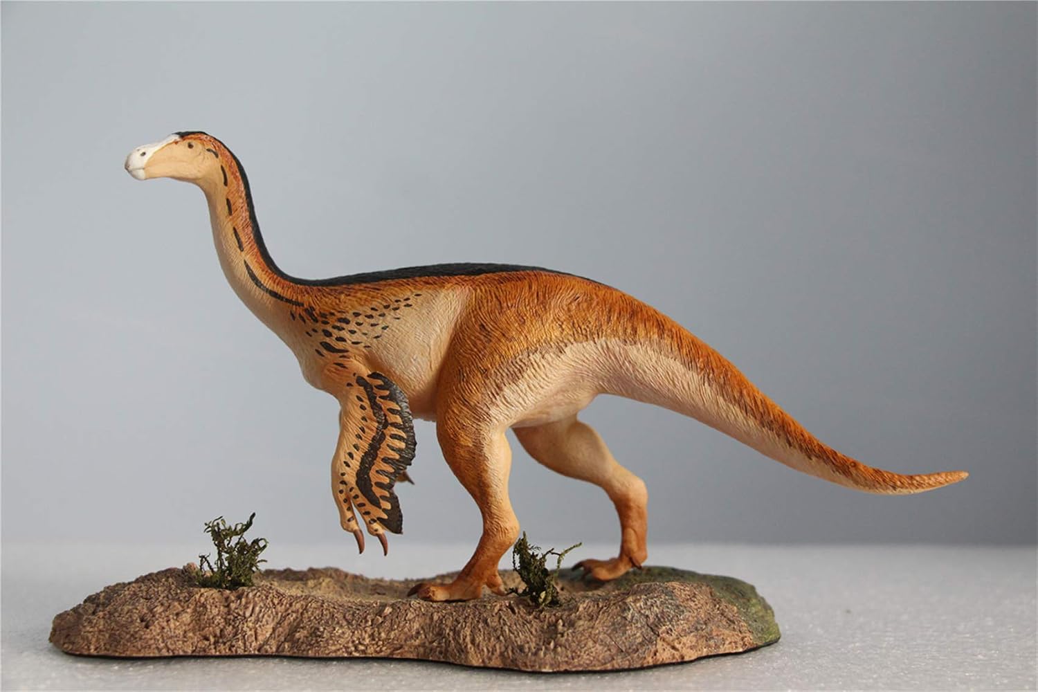 Vitae 1/35 Tiantaiosaurus sifengensis Dong Statue Realistic Dinosaur PVC Collector Toys Animal Educational Model Decoration Gift for Adult (Dark)