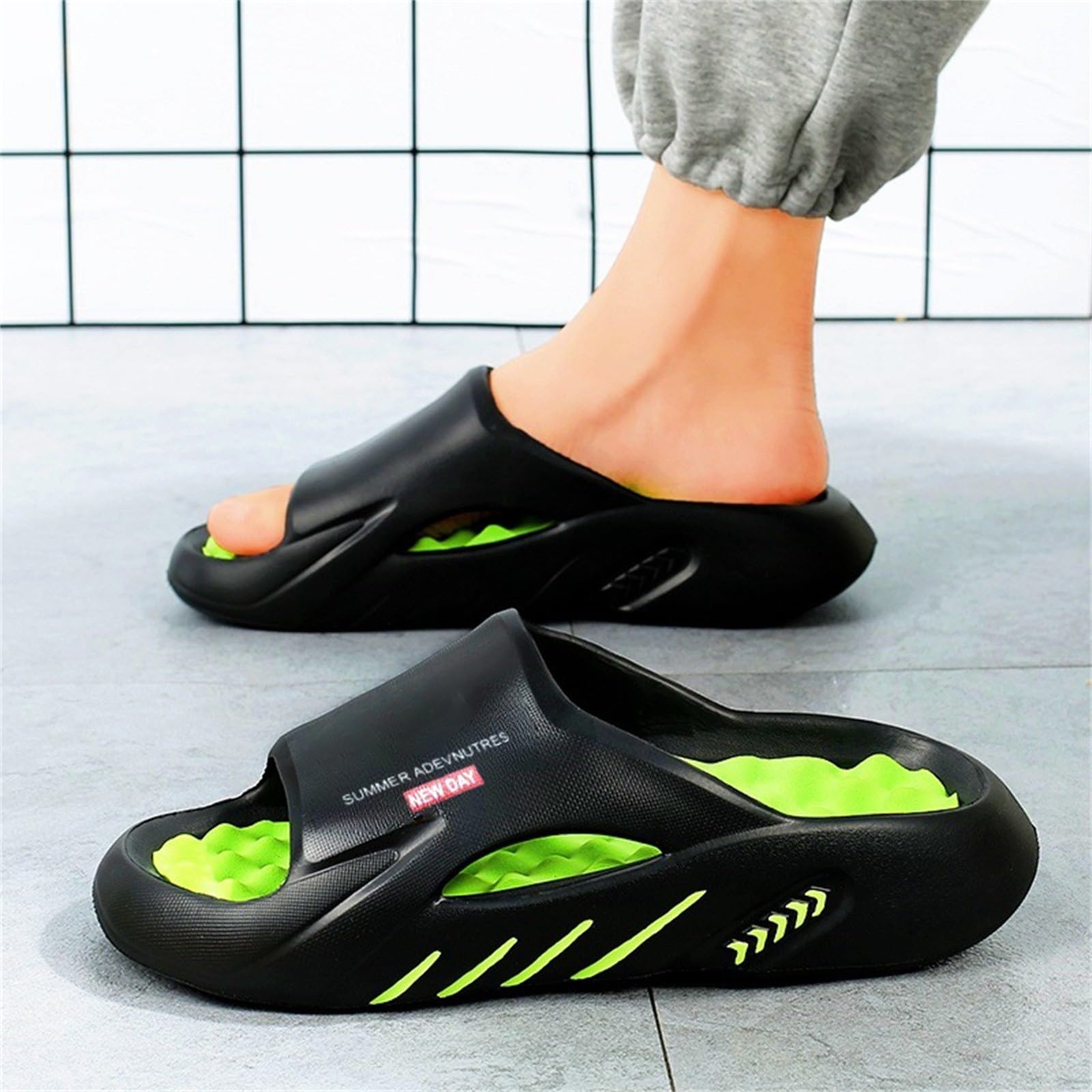 Generisch Pantofole massaggianti da donna con plantare massaggiante ondulato, in EVA, antiscivolo, comodi sandali per casa, piscina e tempo libero estivo