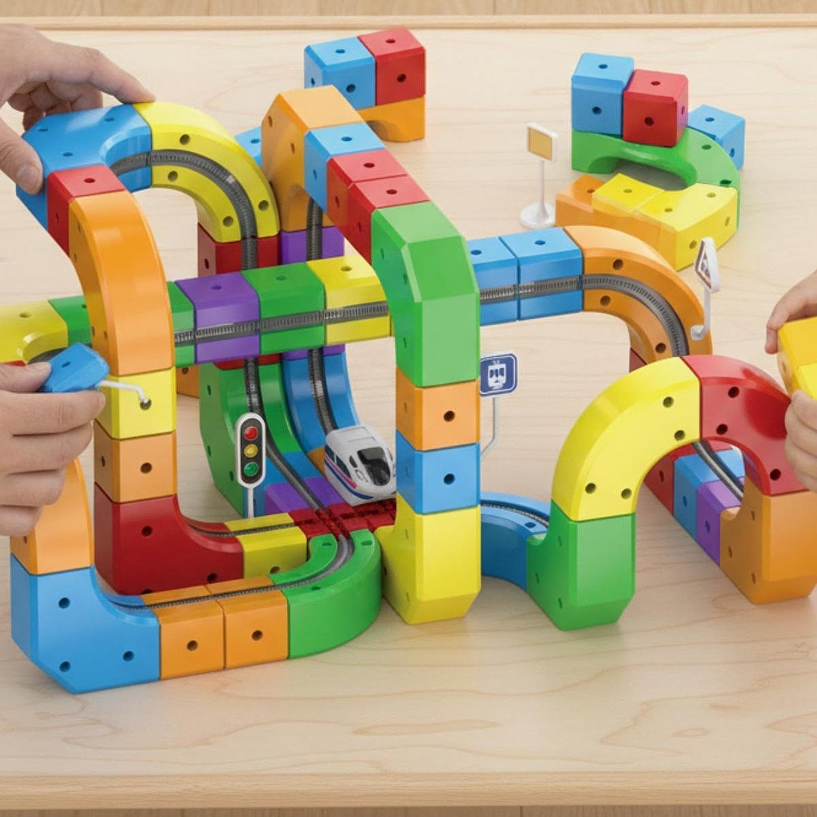 Mini Set Pista Treno Elettrico Giocattolo Costruzione Accessori Creativi Materiale Sicuro Giocattolo Flessibile Adatto per Bambini Genitori Casa Regal, 123 Pezzi