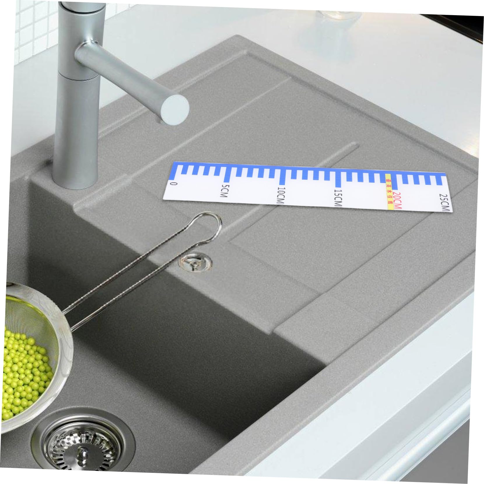 6 Stck. Selbstklebende Wasserstandsanzeige aus Acryl Reflektierende Füllstandsanzeige für Haushaltstanks und Aquarien Wasserresistente Präzise Messaufkleber zur Effizienten