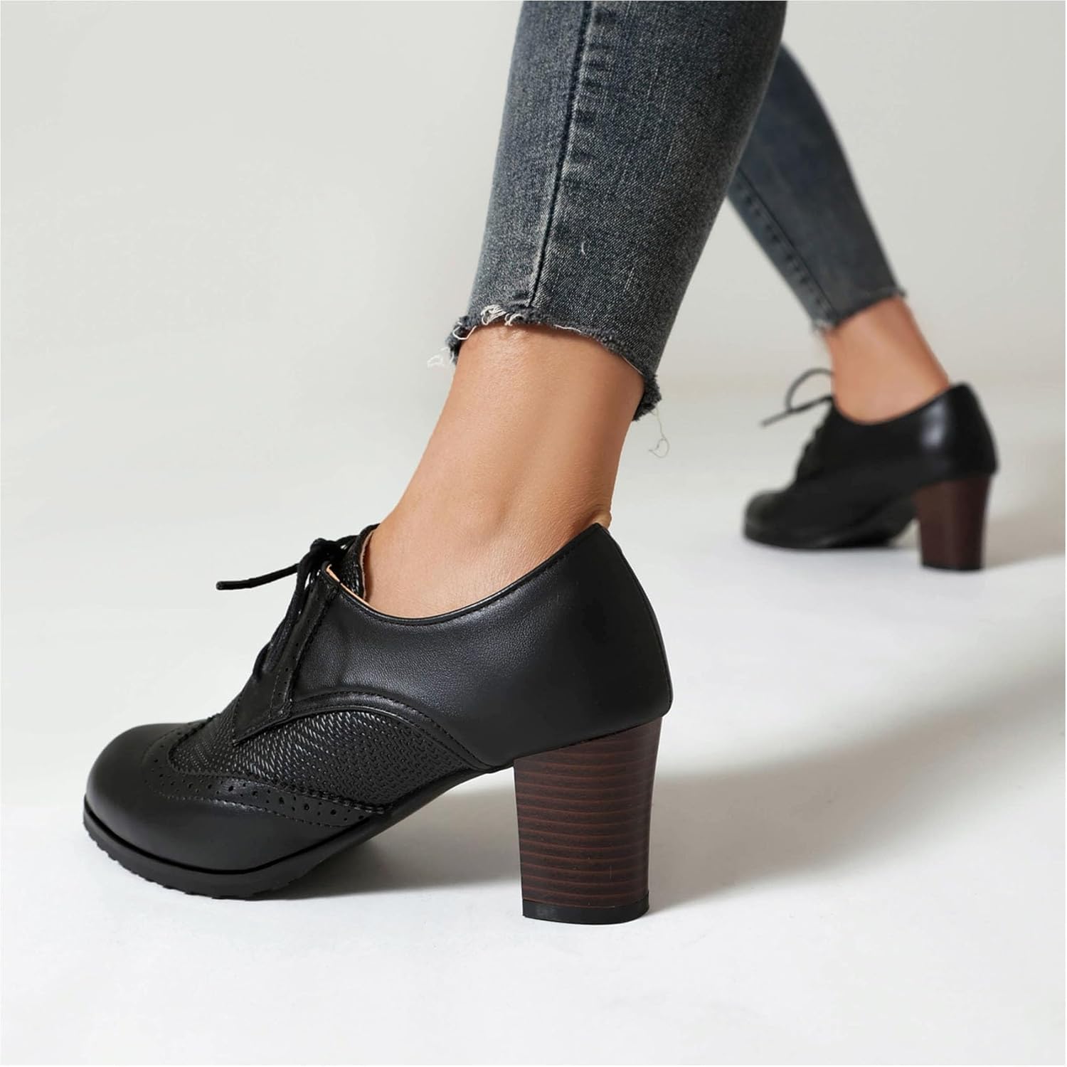 SHEMEE Women's Chunky High Heels Wingtip Oxfords Round Toe Lace Up Stacked Block Heel Vintage Brogues Pumps Shoes Black 02,US 8.5 - Image 4