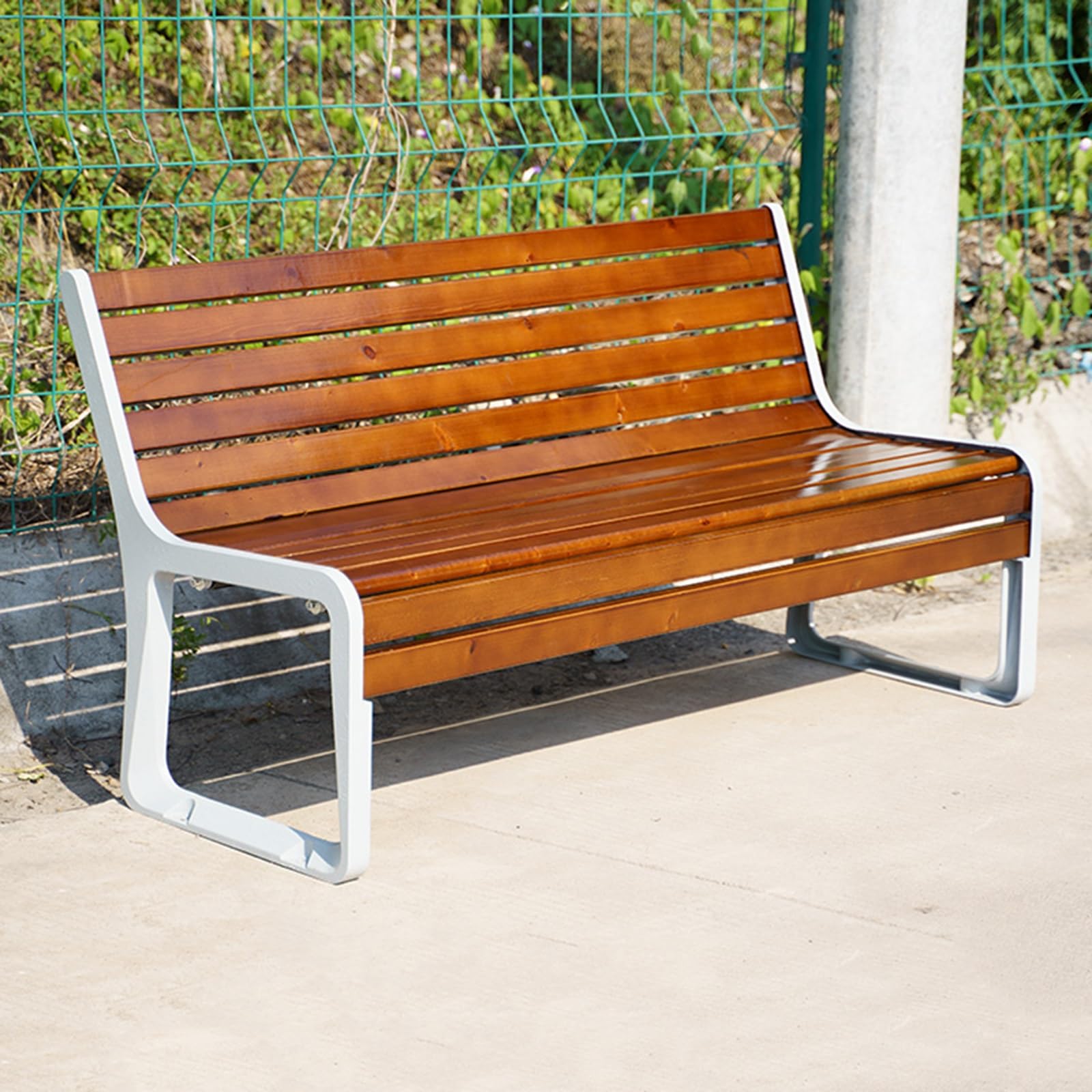 Panchina da Esterno for Esterni in Legno con Gambe in Alluminio Pressofuso, Mobili for Sedie da Portico da Patio, Design a Doghe con Schienale for Prato, Balcone, Cortile(White,59*22*31in)
