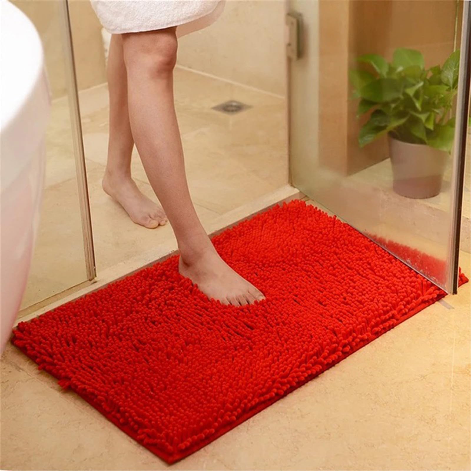 Surwin Chenille Bath Mat Non Slip Chenille Soft Fluffy Large Bathroom Mat Super Absorbent Bathmat Quick Dry & Machine Washable Bath Rug for Bathroom, Shower (Red,50x80cm)