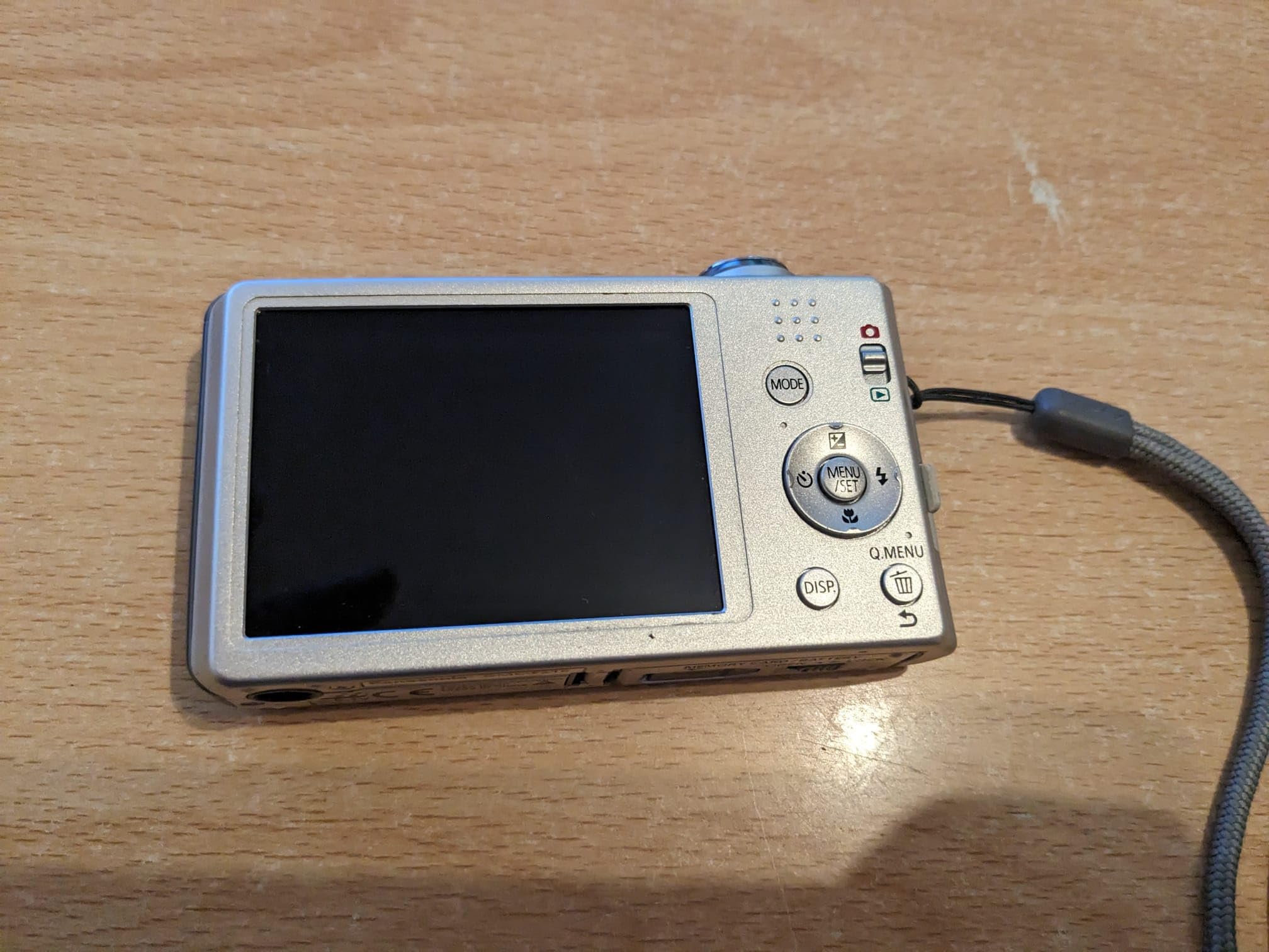 Panasonic Lumix DMC-FS16EG-S Digital Camera 14 Megapixels 4x
