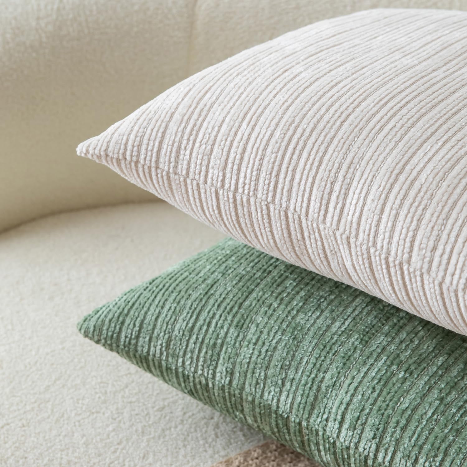 Mandioo Federa per cuscino in ciniglia testurizzata, 70 x 90 cm, beige e bianco, confezione da 2 federe decorative per divano, soggiorno, camera da letto, casa colonica