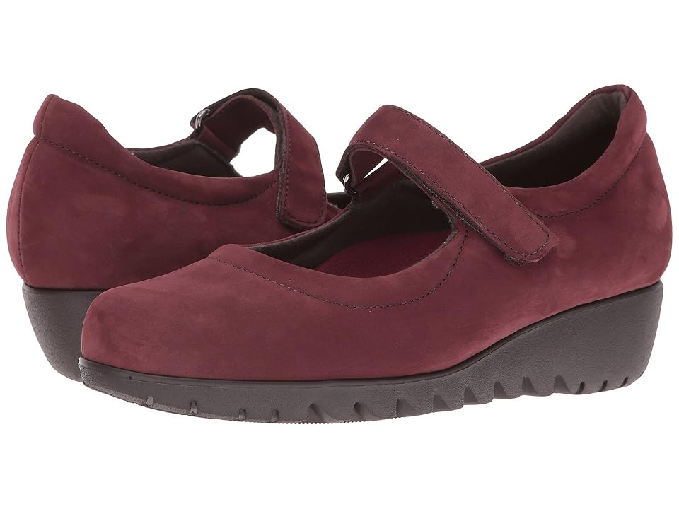 

Munro Pia (Wine Nubuck) Women's Hook and Loop Shoes
