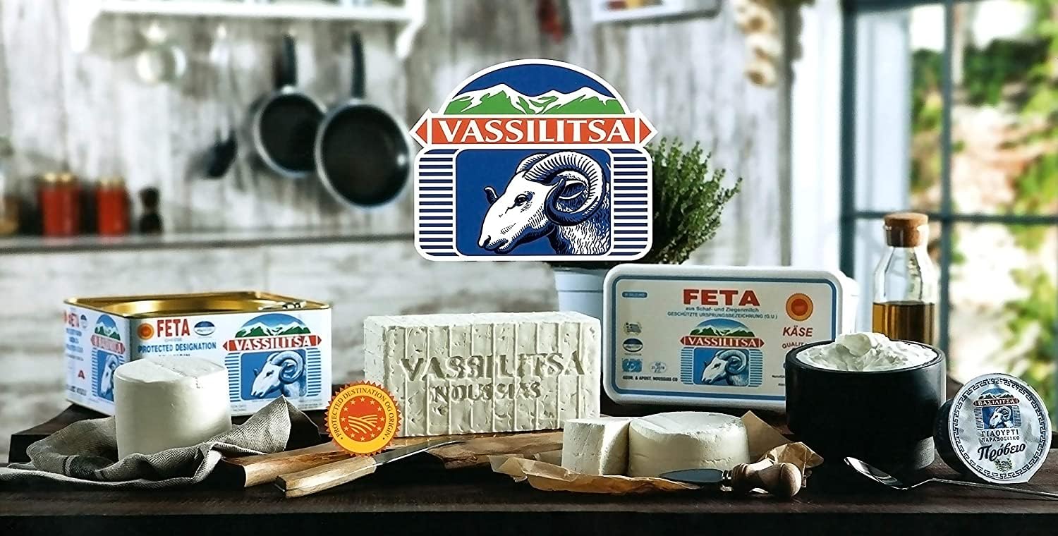 Vassilitsa Feta Schafskäse - 6x 1kg Behälter - griechischer Feta aus 70% Schafs- und 30% Ziegenmilch in Salzlake, 43% Fett i.Tr., Schafkäse und Ziegenkäse, Premium-Qualität aus Griechenland