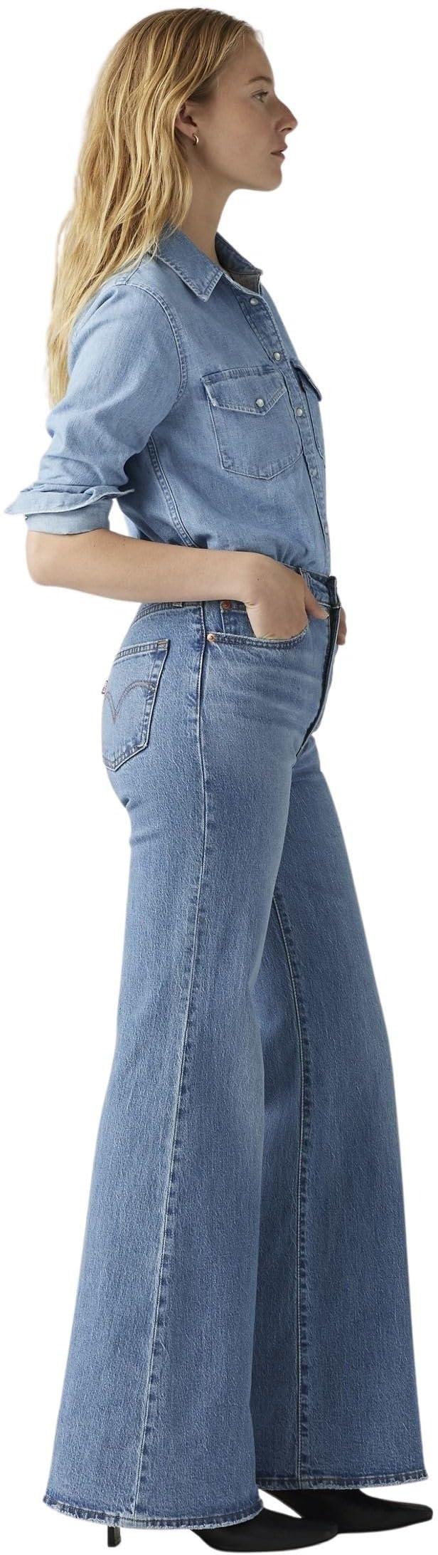 Levi's Kobieta Nowe dżinsy dzwony o fasonie Ribcage