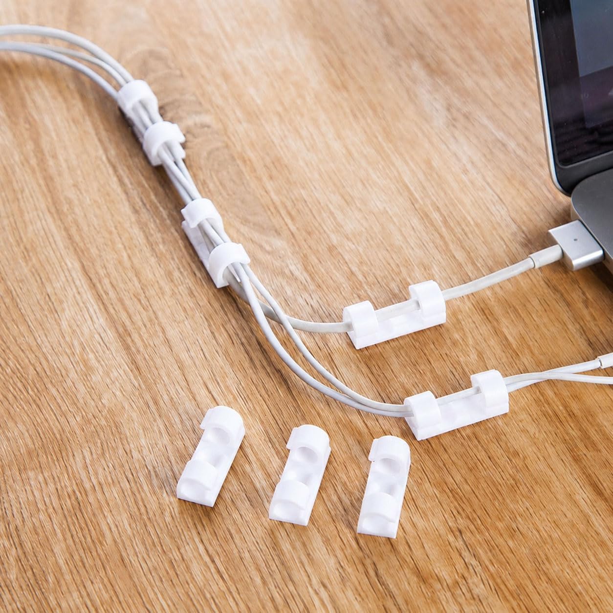Accessories 20pcs /Set Medium Self-Adhesive Cable Organizer Clip Network Cord Fixed Storage Clamp (White)