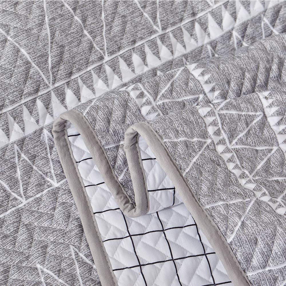 Joyreap 3 Pieces Quilt Set Full/Queen, Smooth Soft Microfiber Quilt, Triangle Stripes on Gray Design, Bedspread Bed Cover for All Season, 1 Quilt and 2 Pillow Shams- 92x90 inches