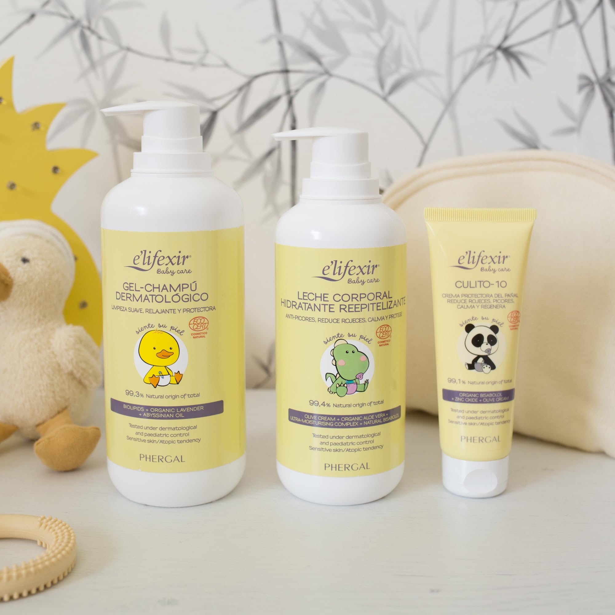 Elifexir Baby Care, Set de Regalo para Bebés o Recién Nacidos, Gel Champu Dermatológico (500 ml) + Leche Corporal Hidratante (400 ml) + Crema de Pañal (75 ml) + Crema Facial (50 ml) + Neceser