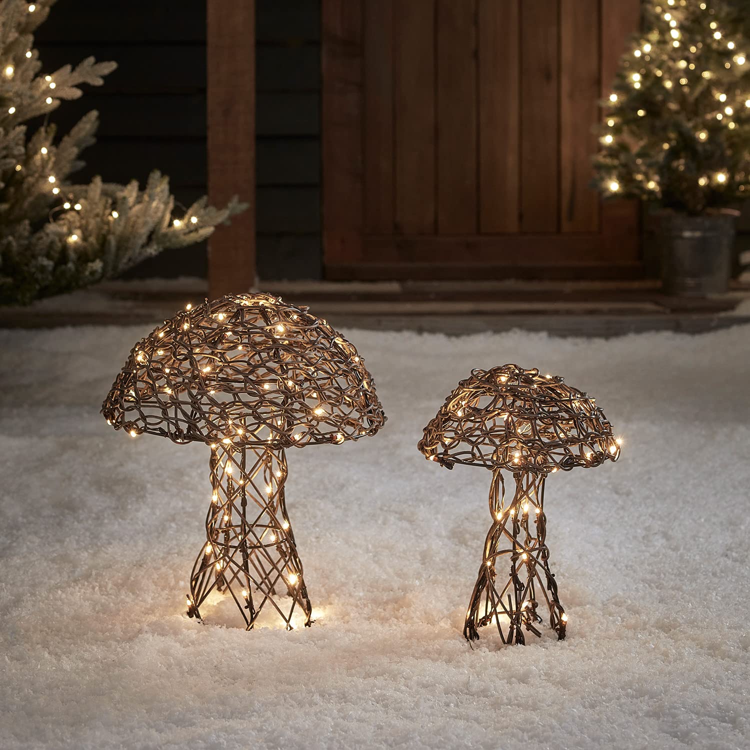 Lights4fun 2er Set 80er LED Rattan Pilze mit Timer 30cm und 40cm batteriebetrieben Außenbeleuchtung Weihnachtsdeko