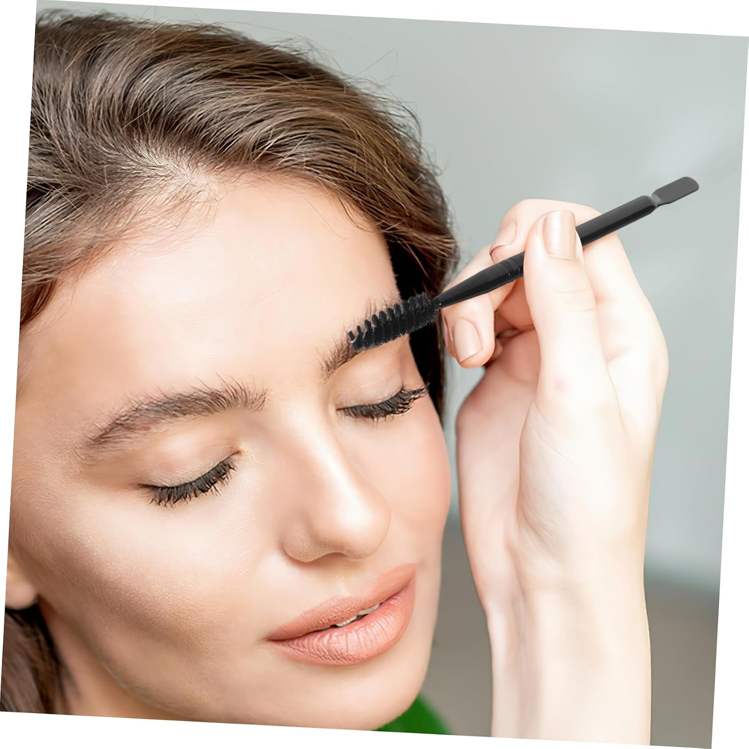 Double End Makeup Brush for Eyebrow and Lashes Professional Beauty Brush Cleaner for Women