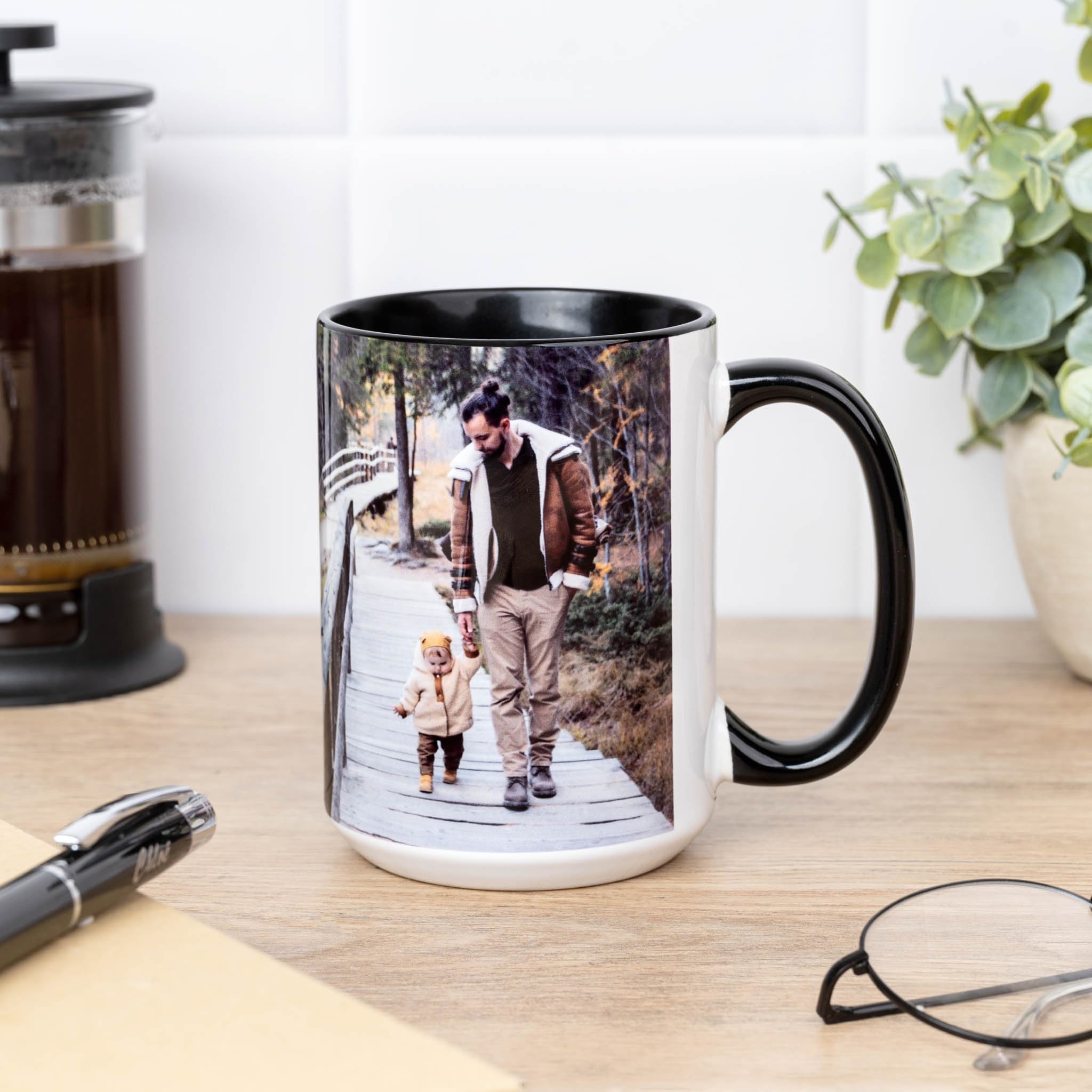 Wanapix | Taza Personalizada con Foto y Texto | Capacidad de 325ml | Taza de Cerámica con Diseño Único | Regalo para Amigos y Familiares | Apta para Microondas | Interior y Asa Color Rosa — view 17
