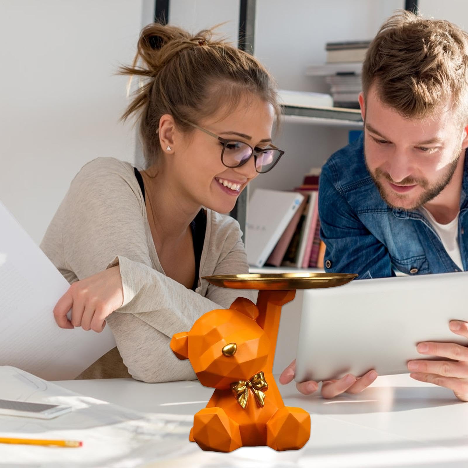 Résine Statue de plateau de rangement d'ours mignon - support de piédestal animal, ornement de figurine de cabine décorative | Bol clé pour la