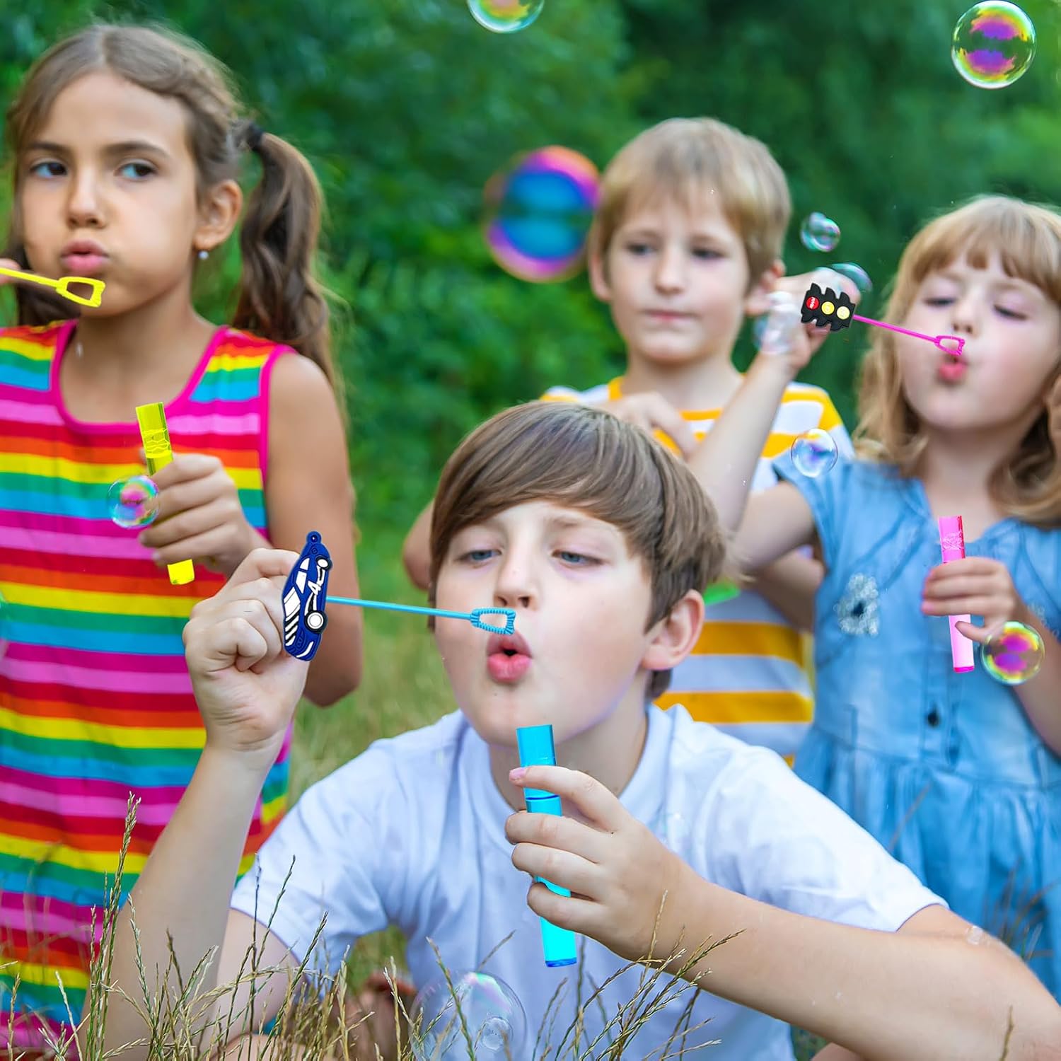 uoyoi Race Car Party Favors,24Pcs Race Car Bubble Wands for Kids,Cool Bubble Wand for Birthday Party Supplies,Classroom Prizes Pinata Goodie Bag Stuffers Gifts