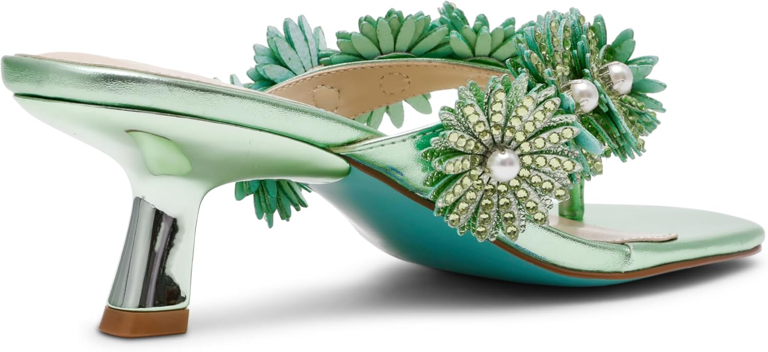 Betsey Johnson womens Lesli