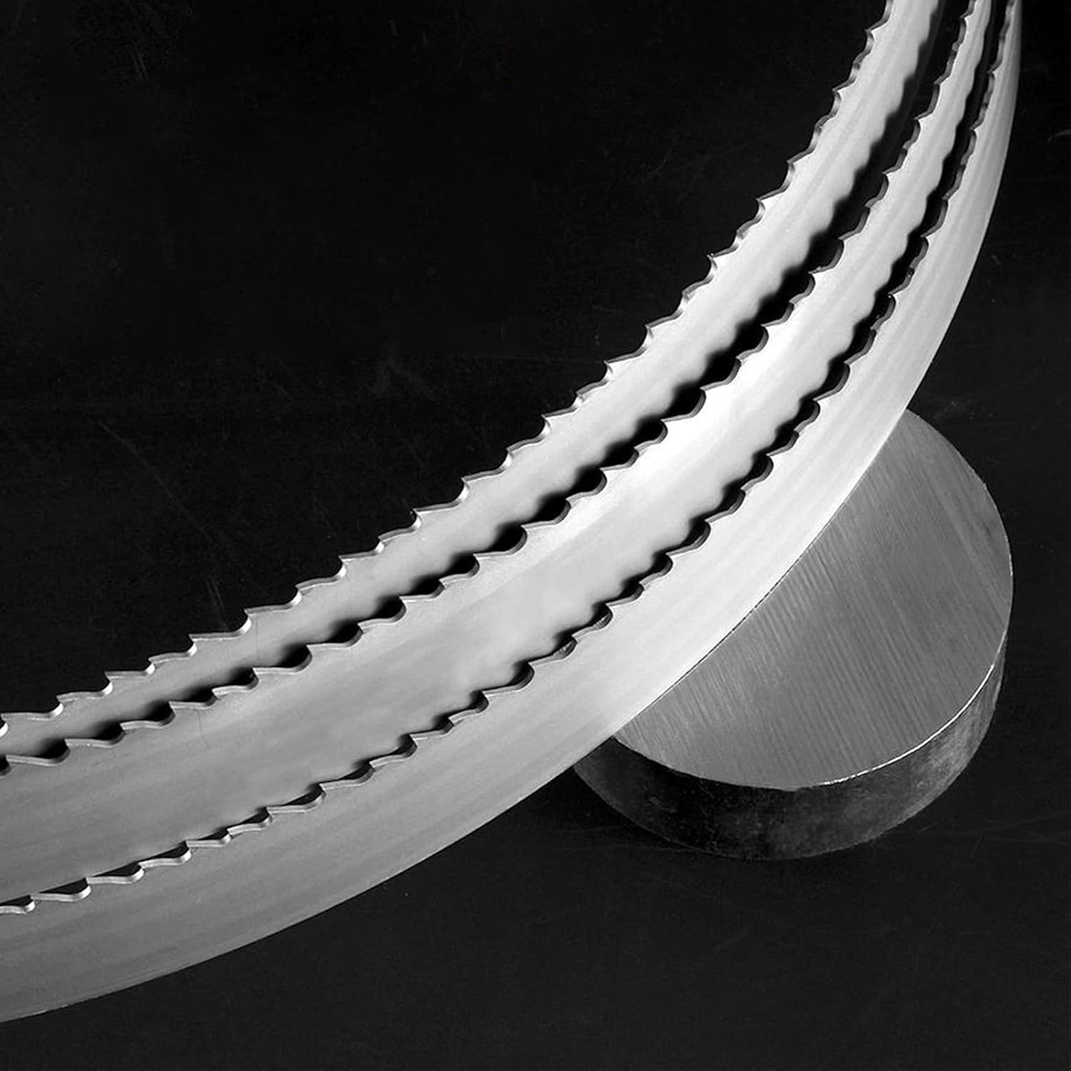 KAKA INDUSTRIAL Blade for 104-1/2" x 1" x .035" (2655x27x0.9mm) Bi-Metal Material M42 Grade Metal Cutting Band Saw Blades BS912B/BS912GR (6/10 TPI)