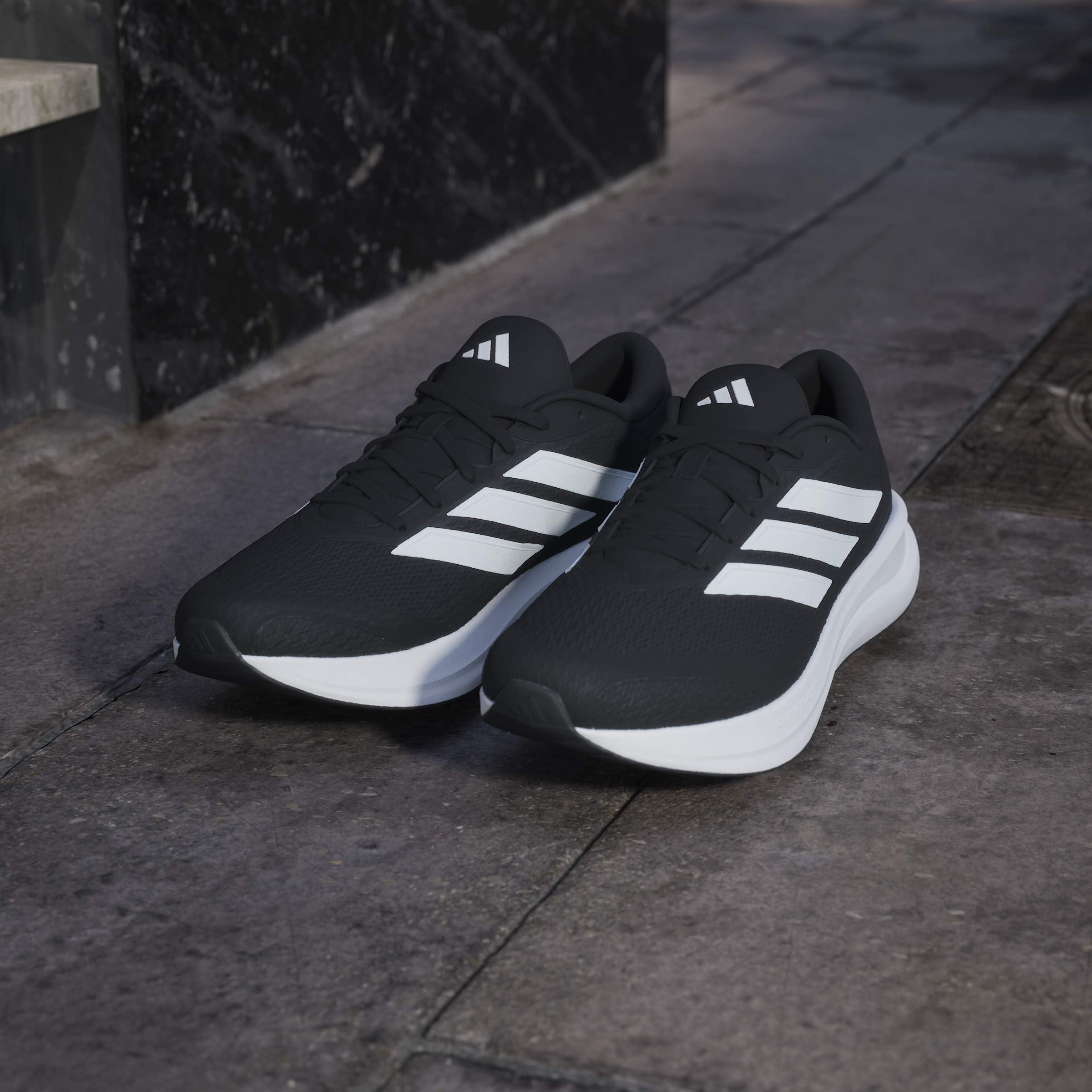 adidas Men's RUNFALCON 6 Wide Schuh