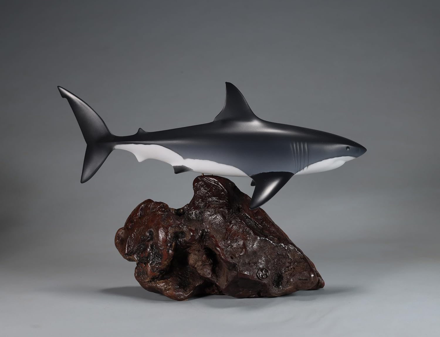 Great White Shark Sculpture by John Perry 15in Long Airbrushed on Polished Burlwood Base. Signed
