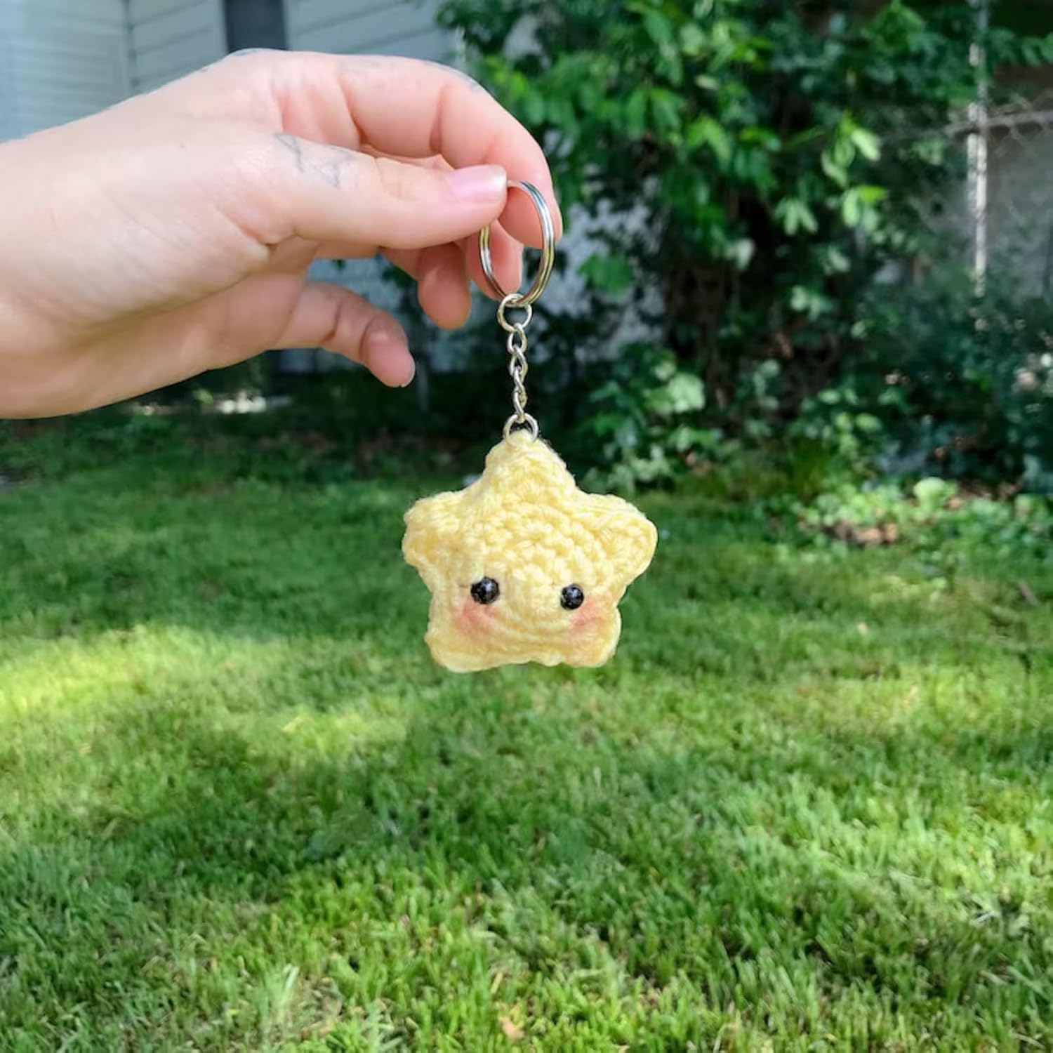 Agromusk Cute Star Keychain,Crochet Kawaii Blush Stars for Car Key Decor,Handmade Purse Bag Charms Key Ring Gifts Women