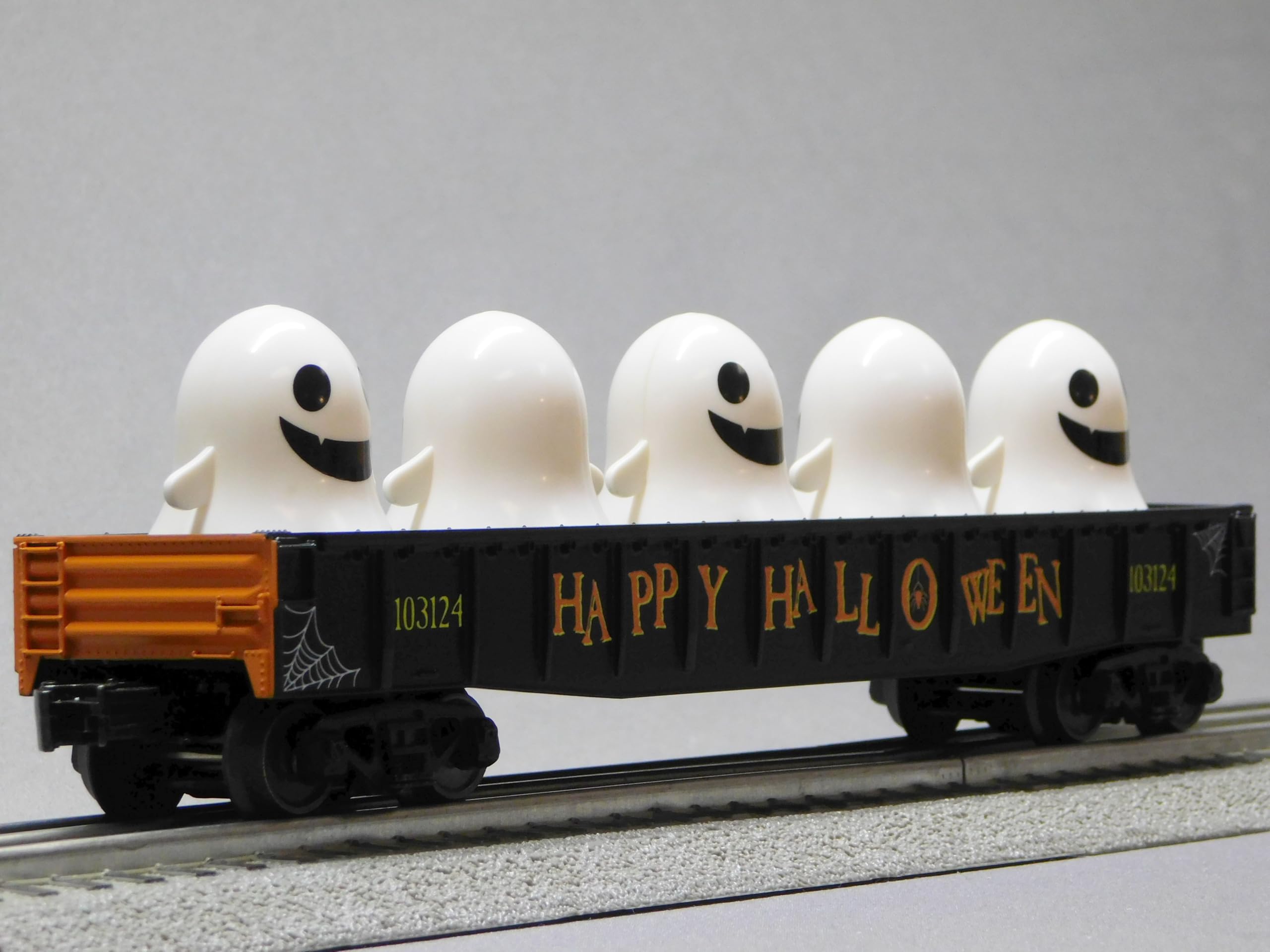 M.T.H. Electric Trains MTH RAILKING Halloween Gondola CAR with Flickering Lighted Ghosts 30-72245