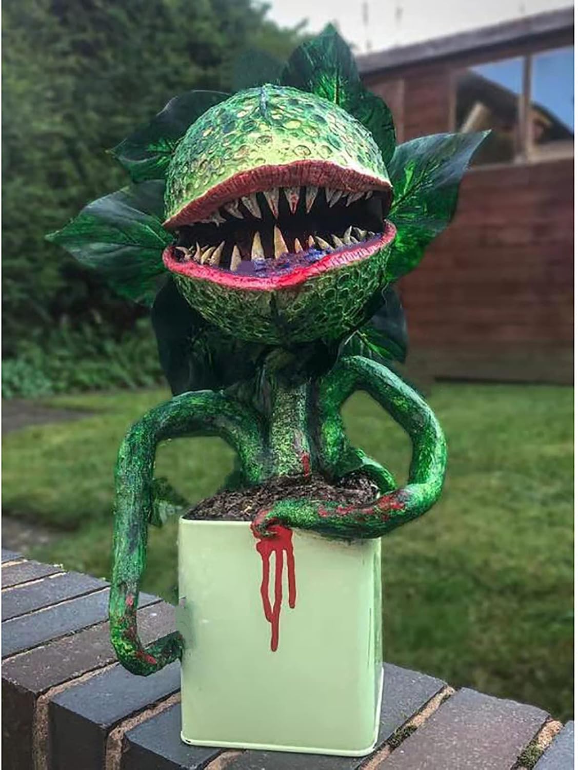 Piranha Resin Sculpture Decor Statues, 5.91 Inch Halloween Horror Garden Statue Decoration for Patio Lawn Porch Backyard Indoor and Outdoor Yard