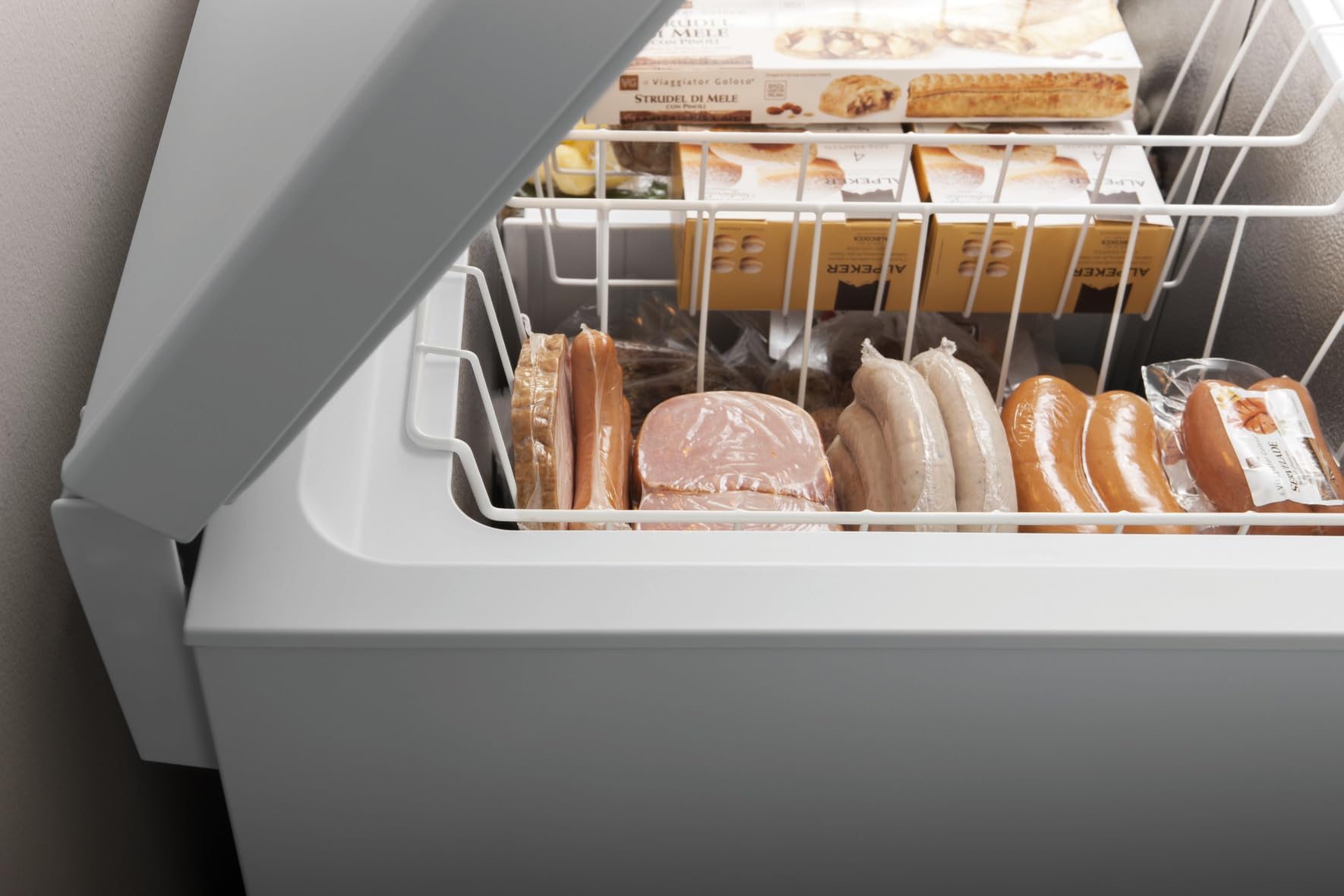 Bauknecht GTE 508 FA Gefriertruhe / 312 L / Frost-Away und Space-Max/ Door Balance/ Kindersicherung, Weiss