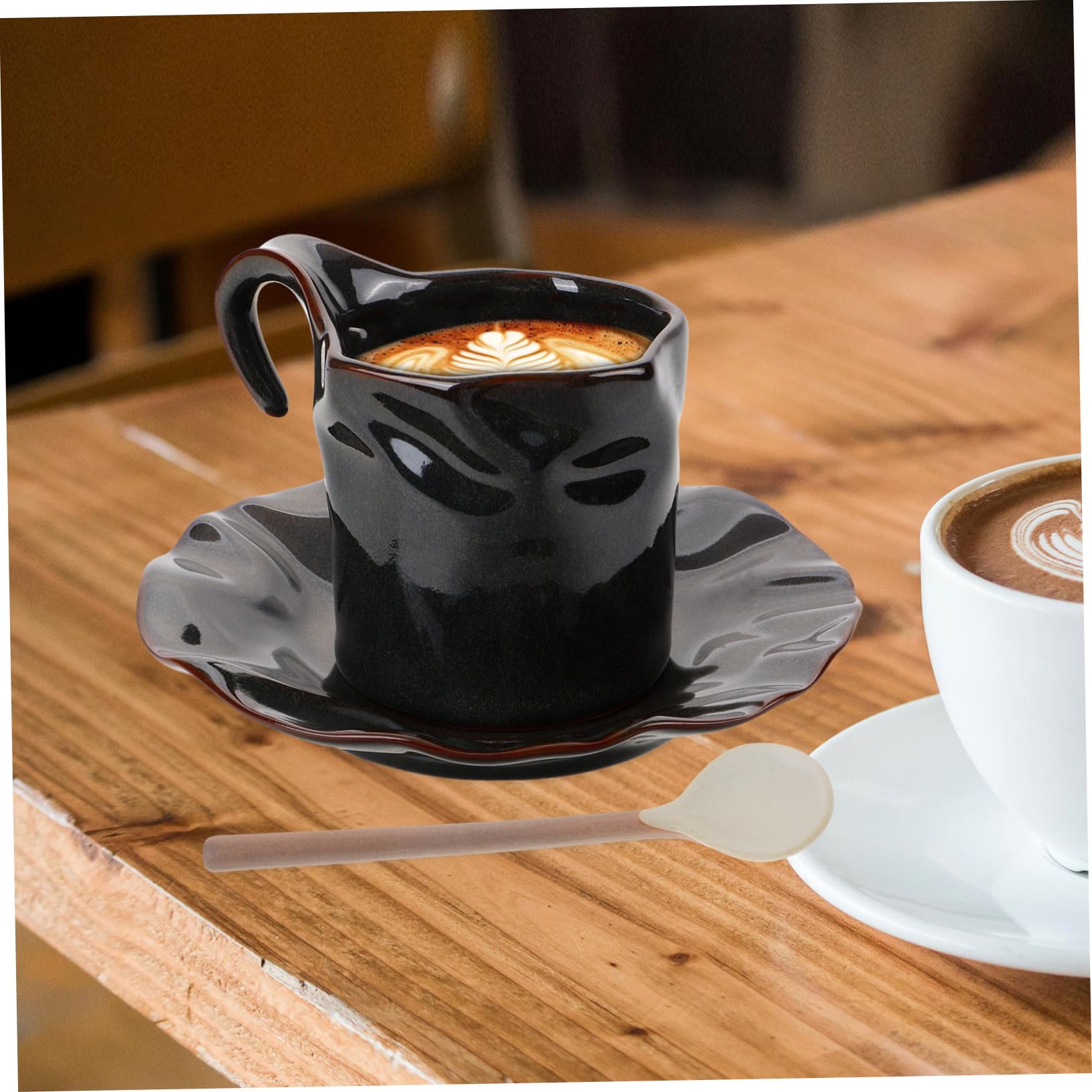 Tasse à Café en Céramique avec Soucoupe, 150ml, Poignée Pratique, Bord Lisse, Maison Restaurant, Lot de 1 Set de Set