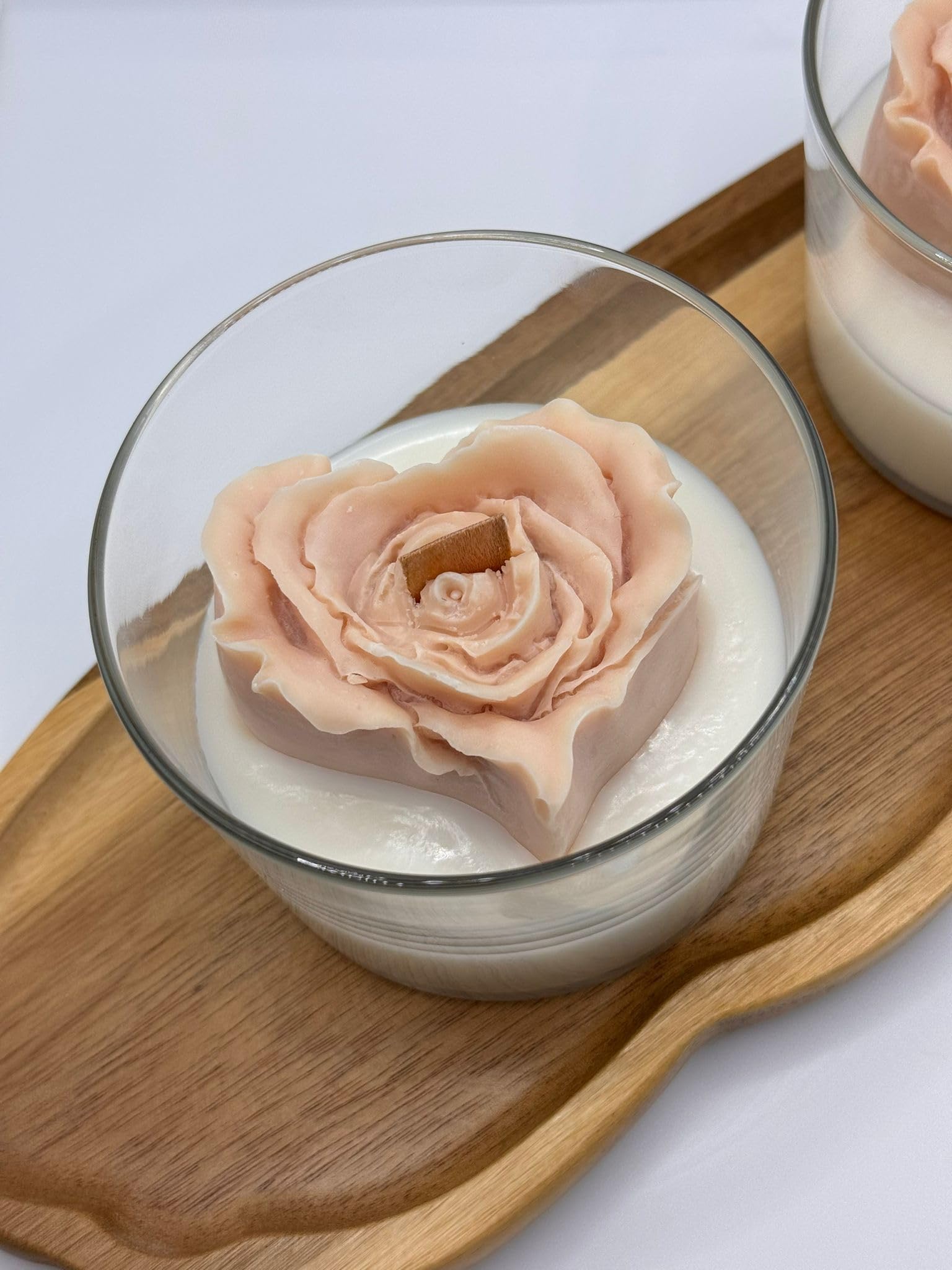 Vela aromática ESENCIA ETERNA, IANELNATURAL, vela cera de soja, natural y aromática, candle handmade, hecha a mano, FLOR DE IRIS