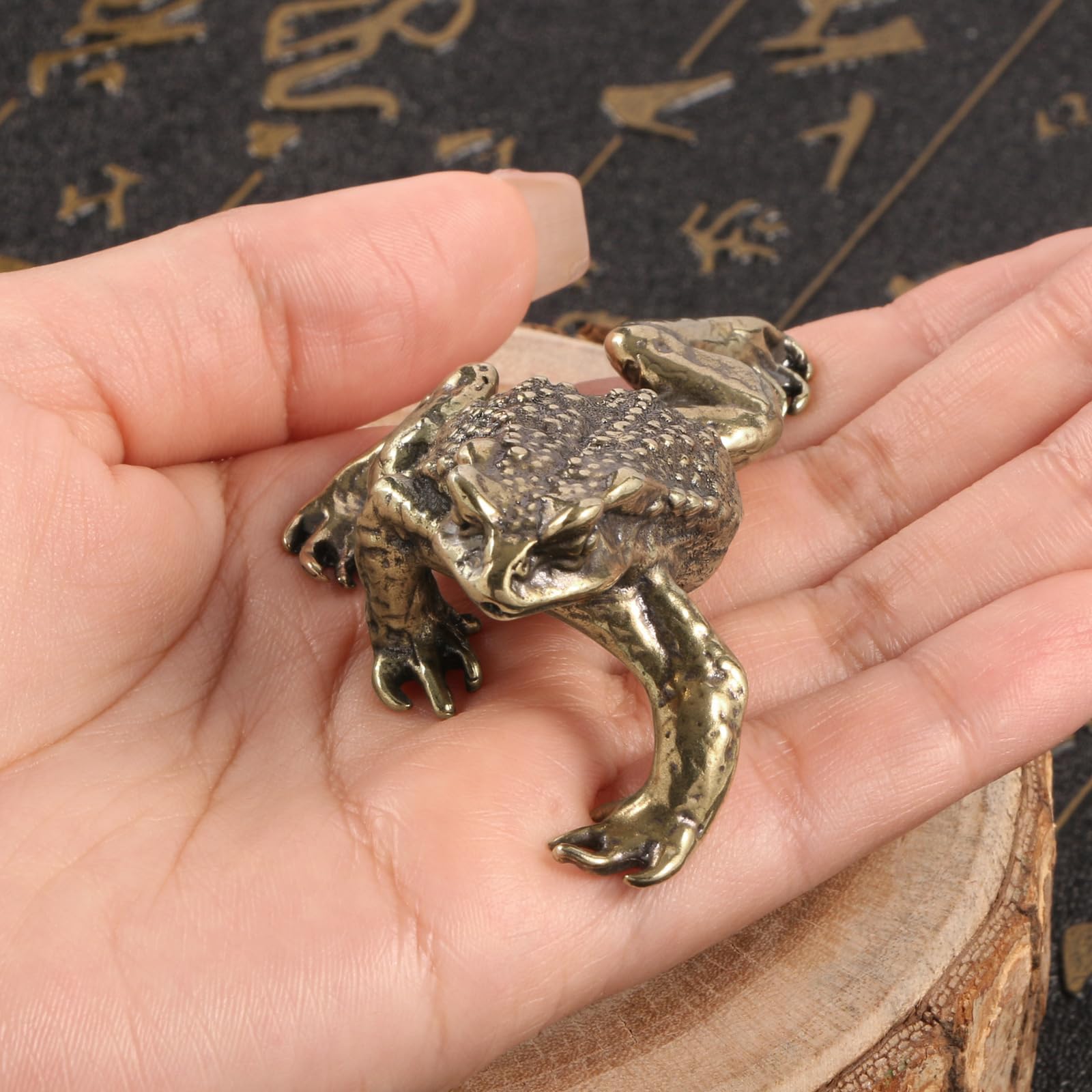 YANGPZFC Small Copper Frog Ornament Brass Statue For Desk Decor, Handcrafted Vintage Sculpture