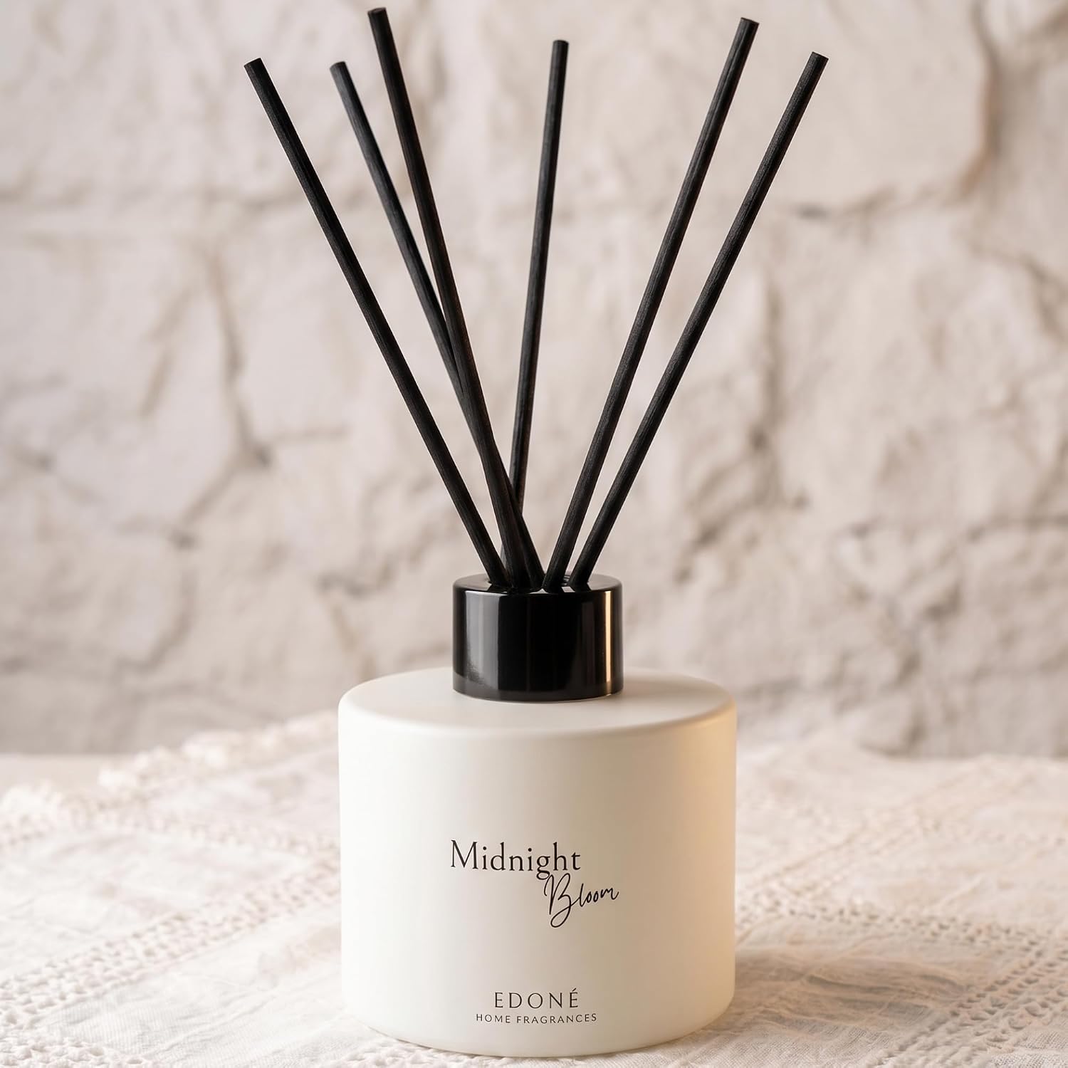 Midnight Bloom Reed Diffuser Set, Myrrh & Oud 120 ml (4 fl oz) with 6 Reeds, Designed in Rome, Long Lasting Flameless Home Fragrance, Italian & Indian Inspired
