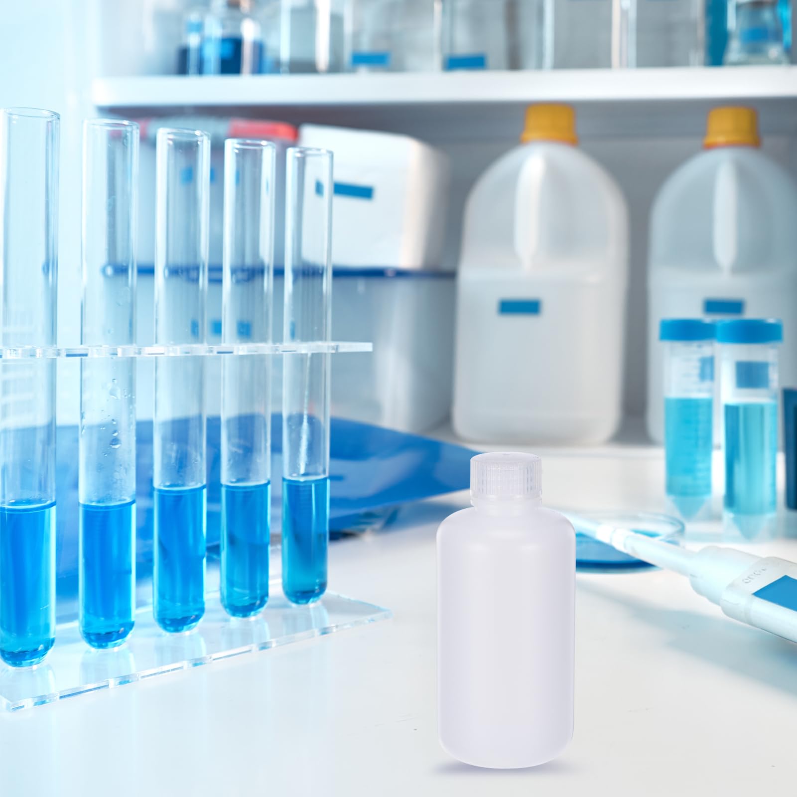 PATIKIL 25Pz 250ml Bottiglie Reagenti, Bottiglie a Bocca Rotondo Stretta HDPE Tappo Vite per Conservare Acqua Liquidi e Campioni Solidi Contenitore da Laboratorio, Bianco Traslucido