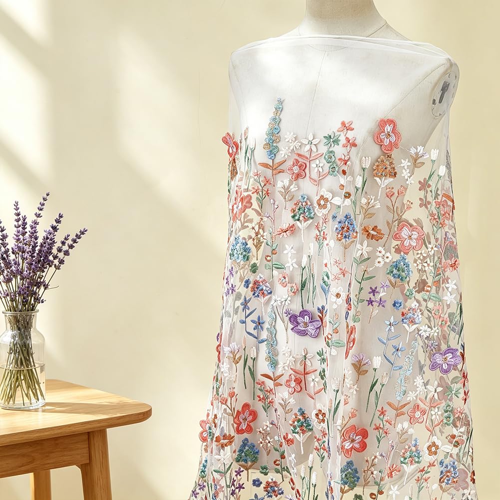 BENECREAT 1.66m x 100cm 3D Blumen Stickerei Spitze Stoff, Weicher Weißer Tüll Netz Bestickte Spitze Einfassung für Hochzeitskleider Vorhang Stoff DIY Heimdekoration